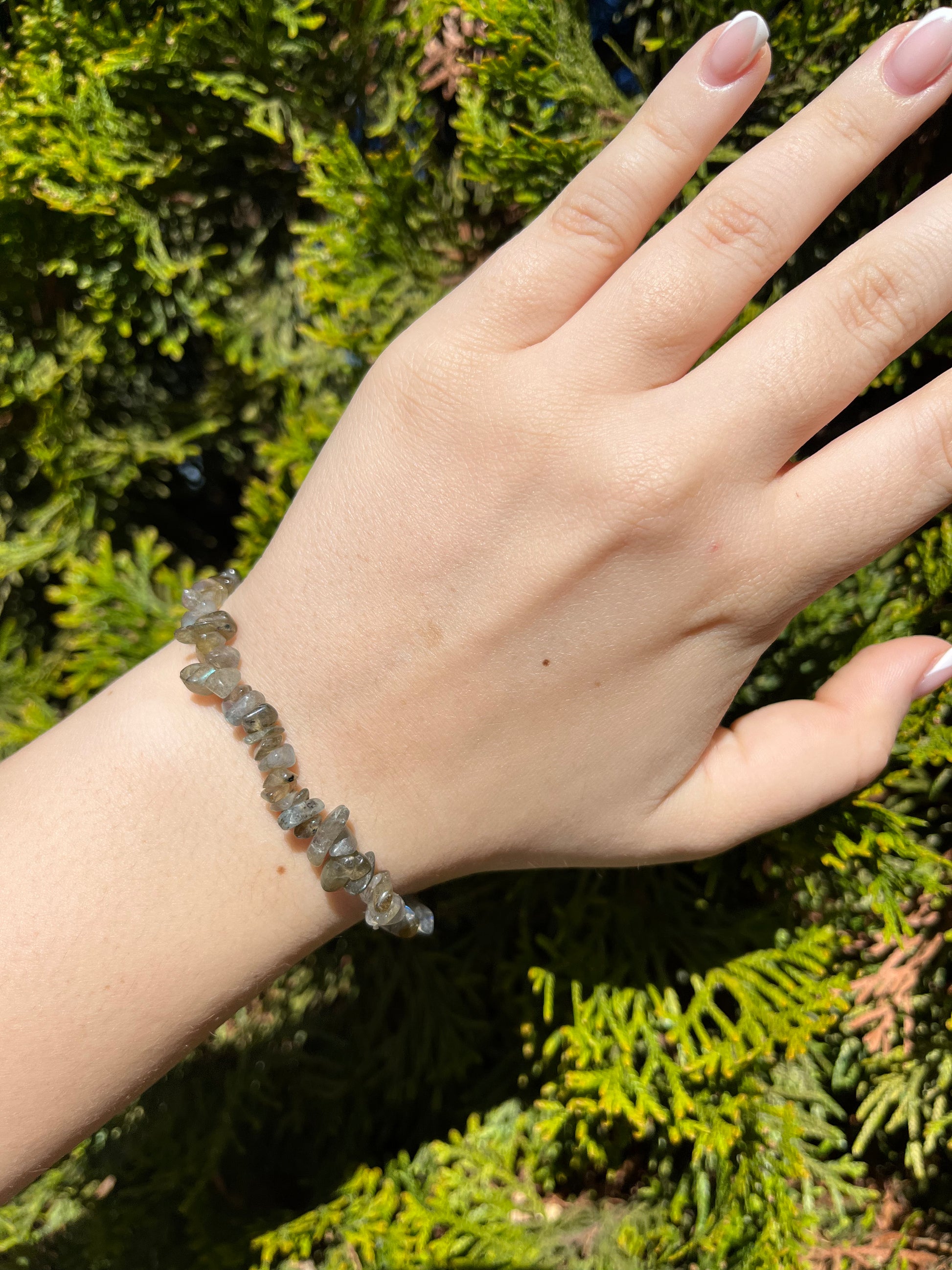 Armband aus Labradorit-Chipstone-Perlen  - 1 Stück - crystal paradise