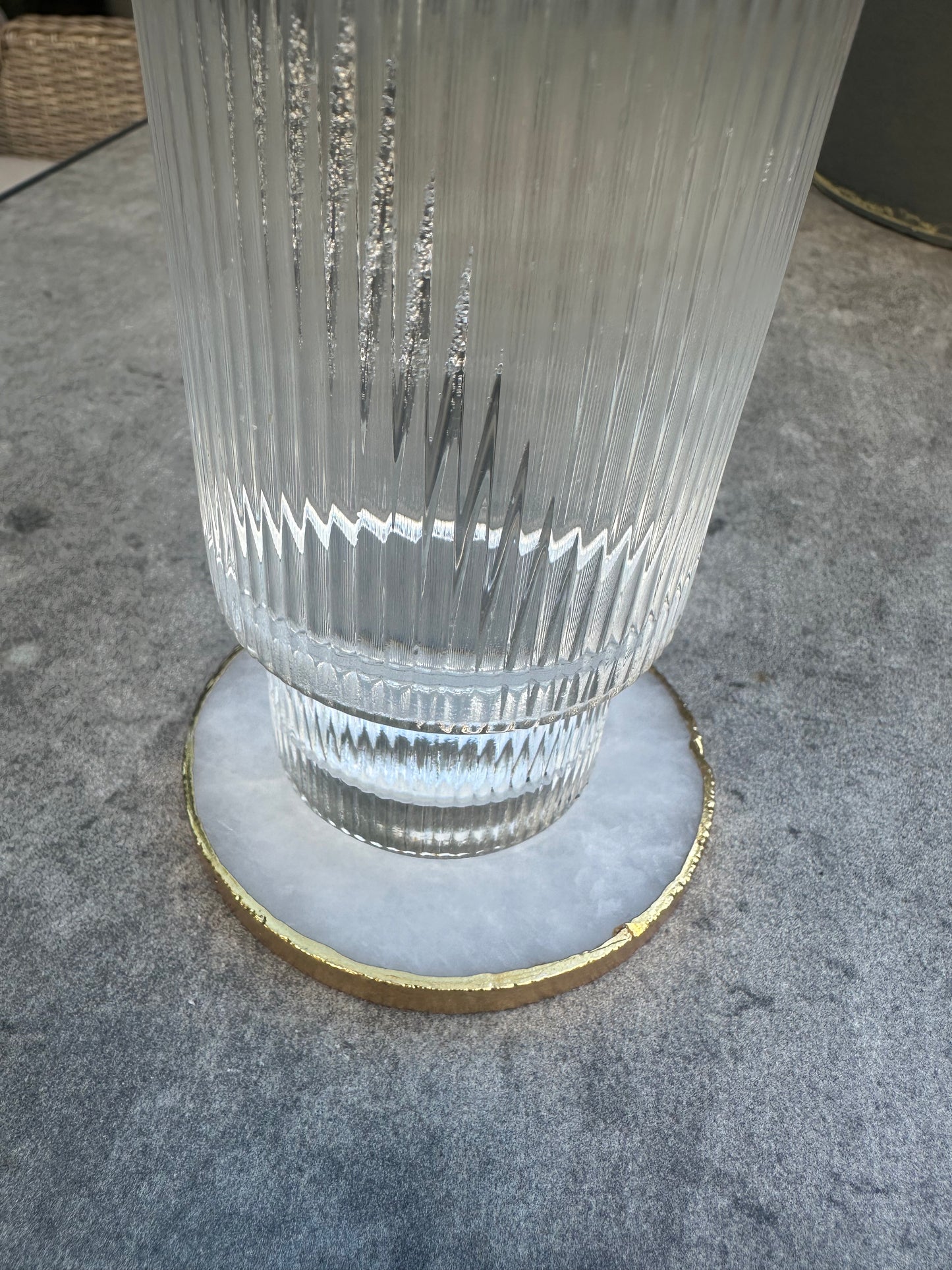 Achatscheibe weiß mit Goldrand - ca. 10 cm Durchmesser (Sammlerstück oder Untersetzer) - crystal paradise