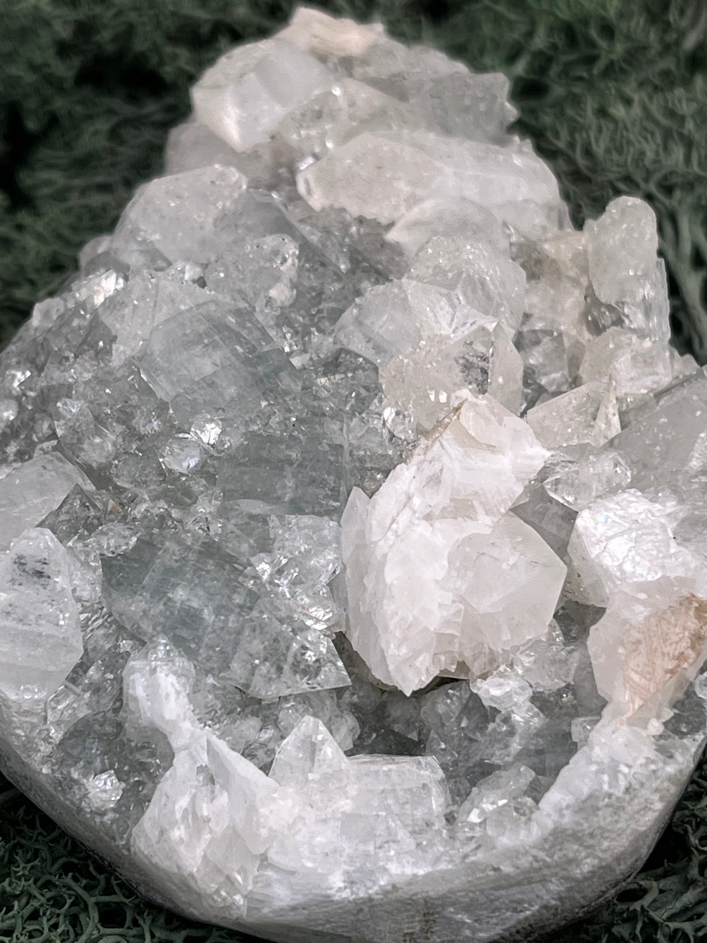 Apophyllit Handstufe aus Indien (367g) - schöne grosse Kristalle - crystal paradise
