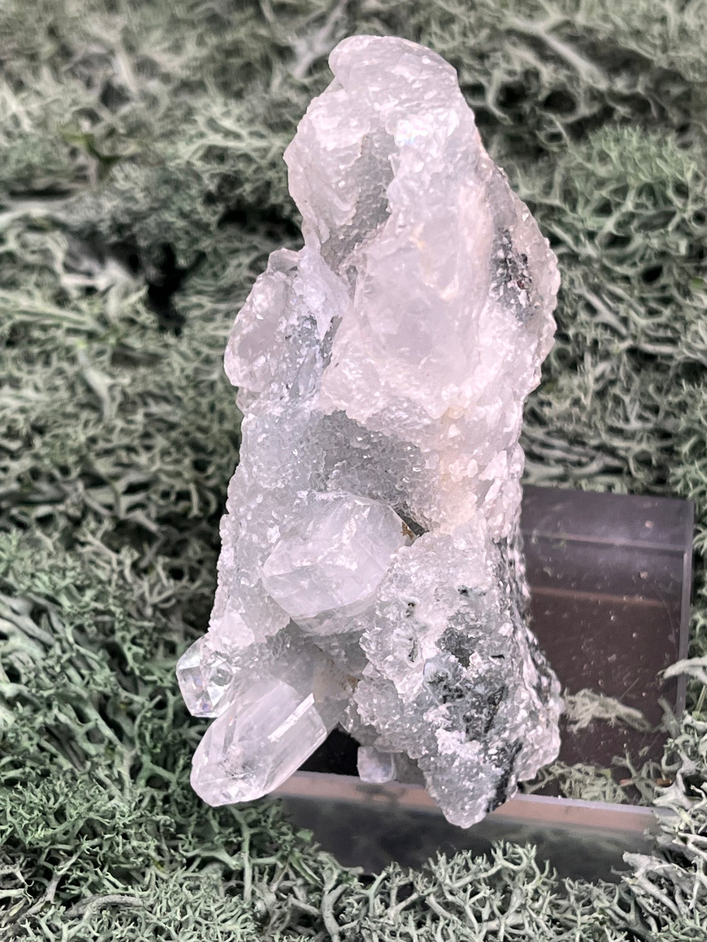 Apophyllit Handstufe aus Indien (152g) - schöne grosse Kristalle - crystal paradise