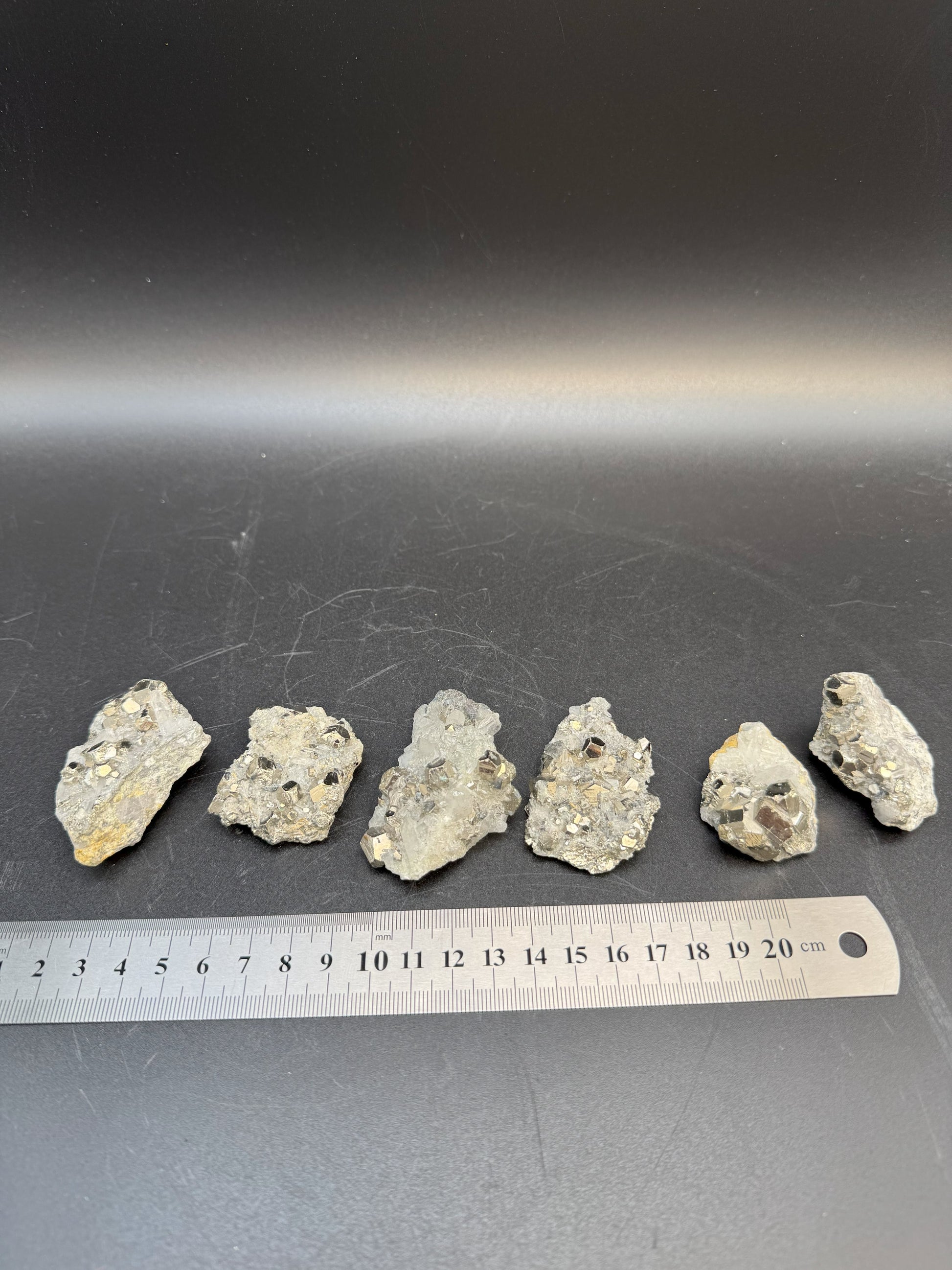 Pyrit aus Indonesien - verschiedene Größen - crystal paradise