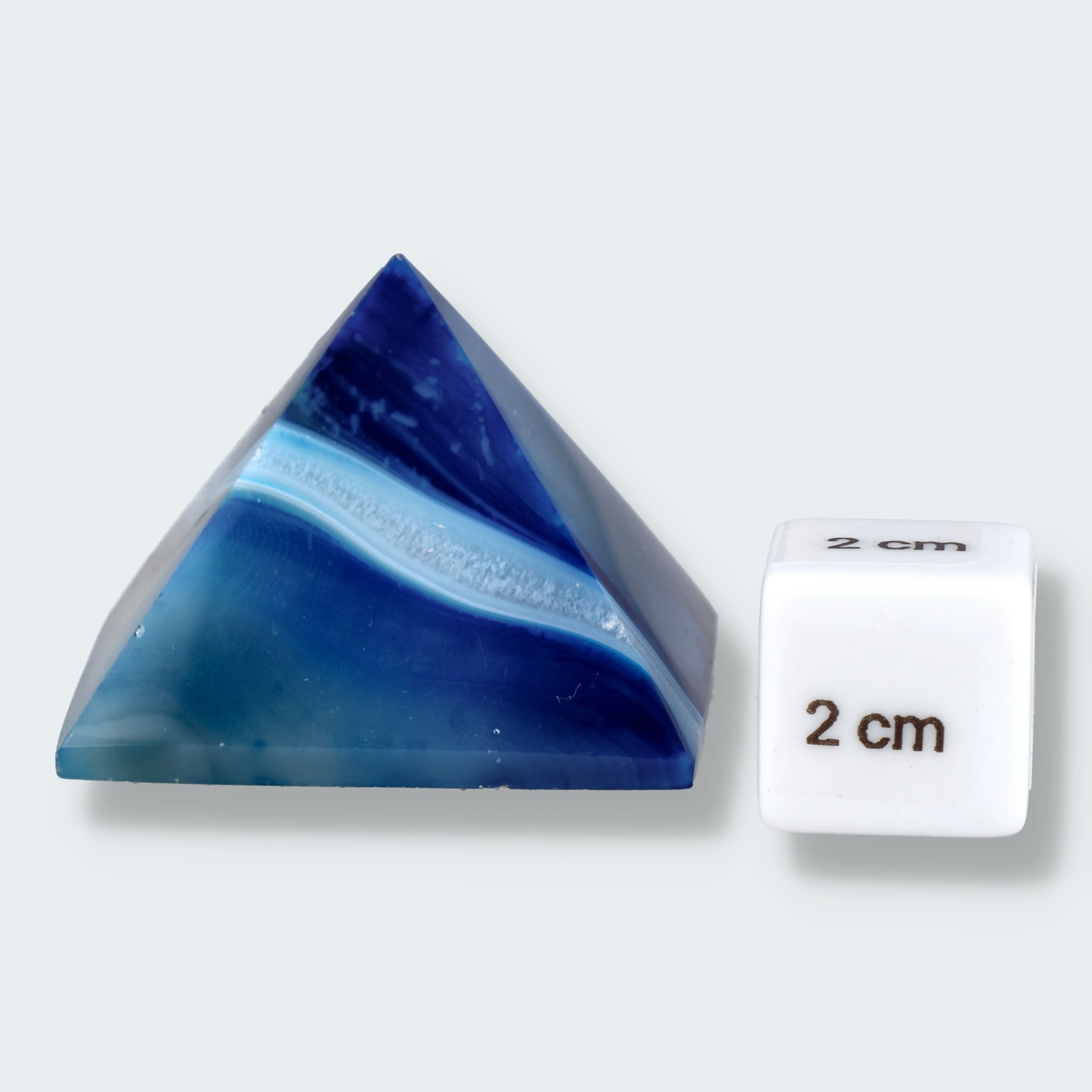 Achatpyramide blau-weiss (3,5 cm) aus Brasilien – Ansicht 2