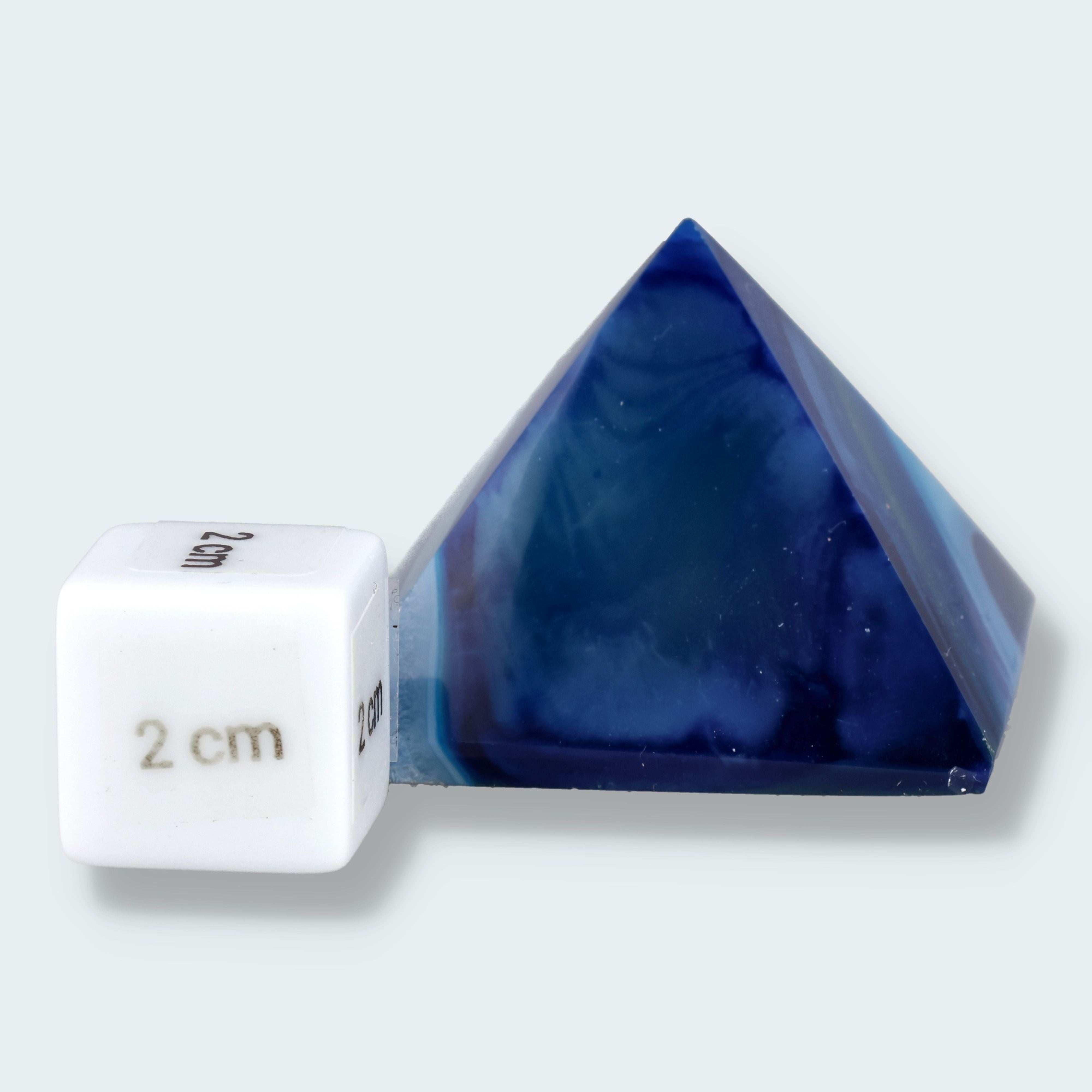 Achatpyramide blau-weiss (3,5 cm) aus Brasilien – Ansicht 4