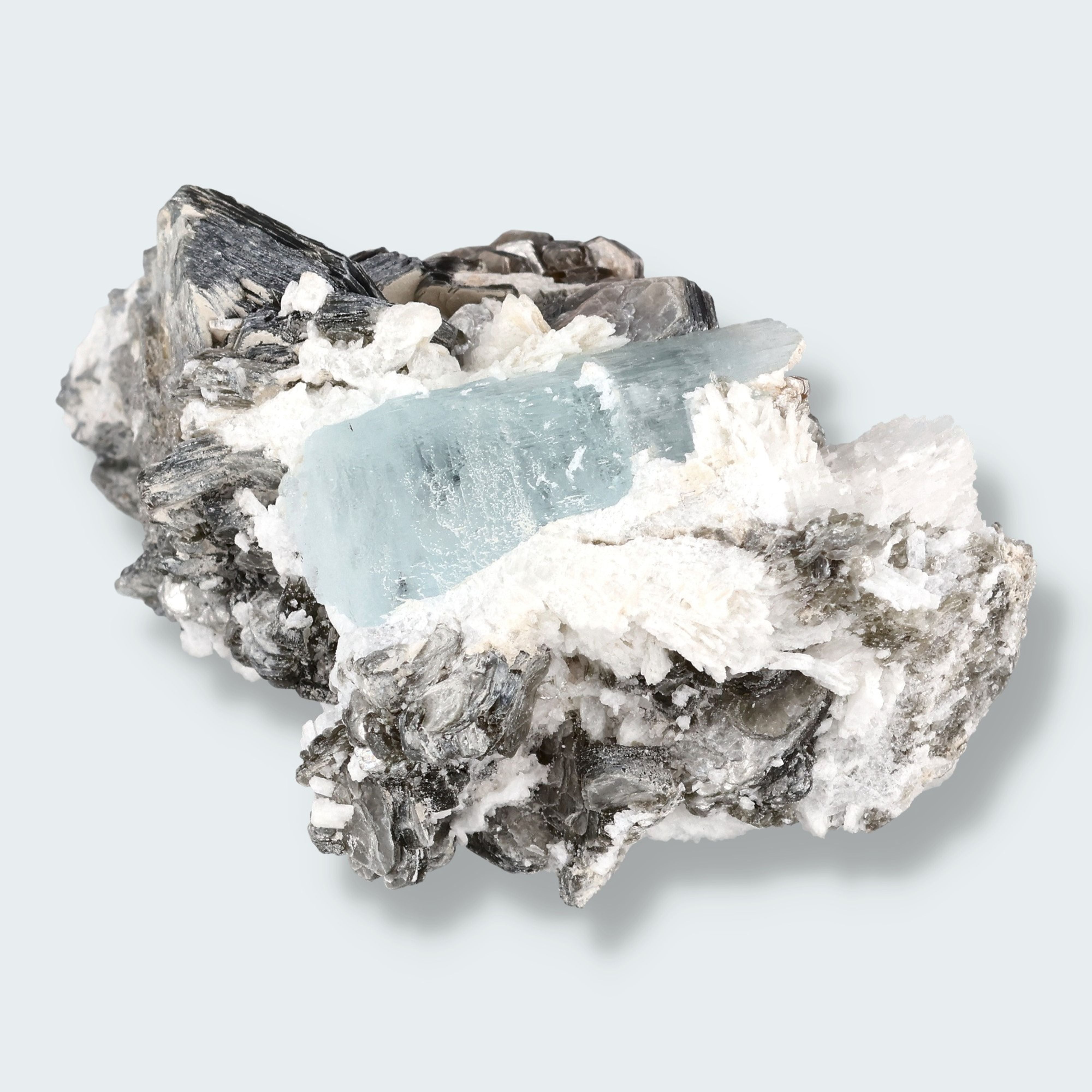 Aquamarin Stufe an Matrix und Quarz aus Pakistan (47g) – Ansicht 2