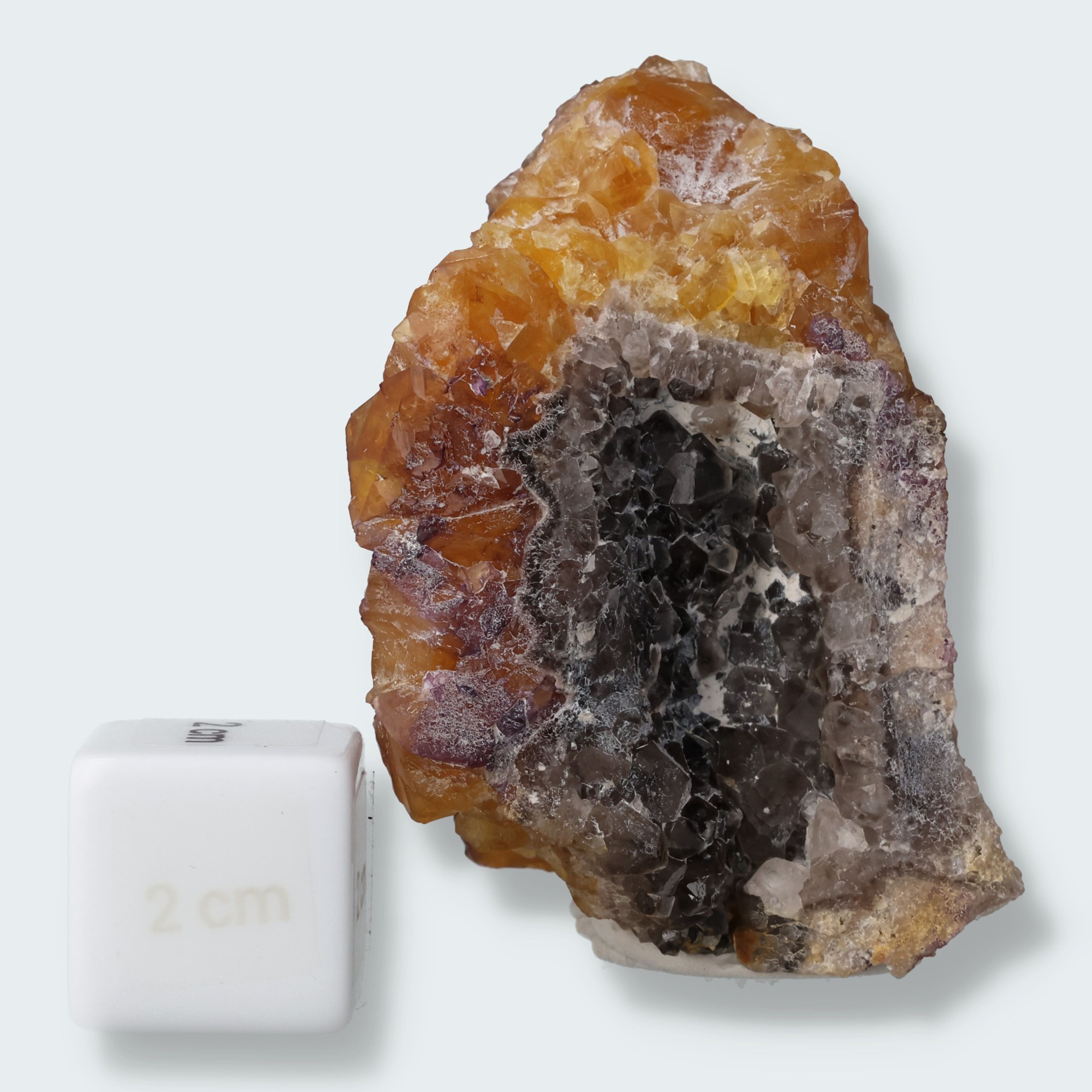 Fluorit Stufe aus dem Joahhnesschacht bei Wölsendorf, Bayern (188g) – Ansicht 3