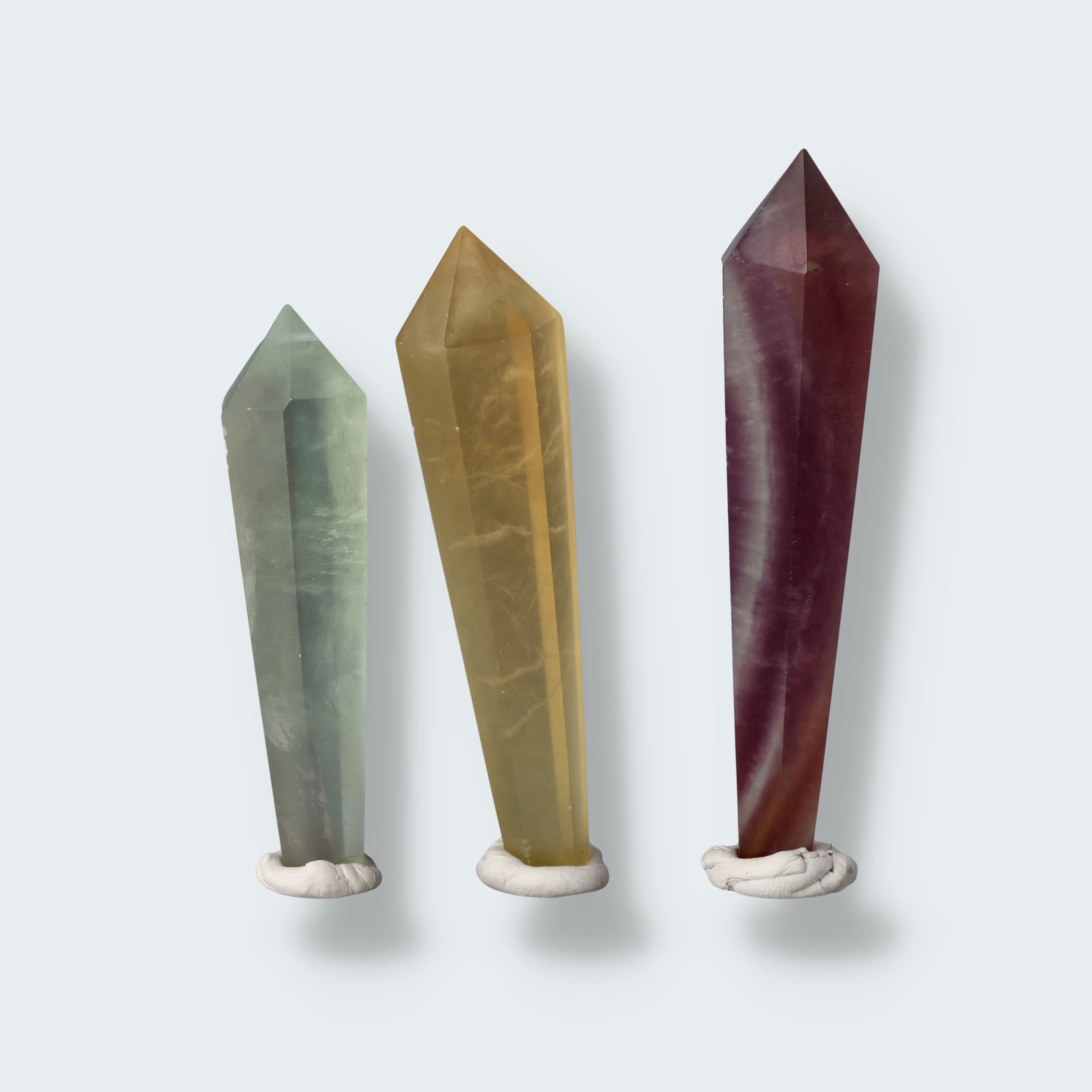 Fluorit Zepter Trio (Größtes 13 cm) – Ansicht 2