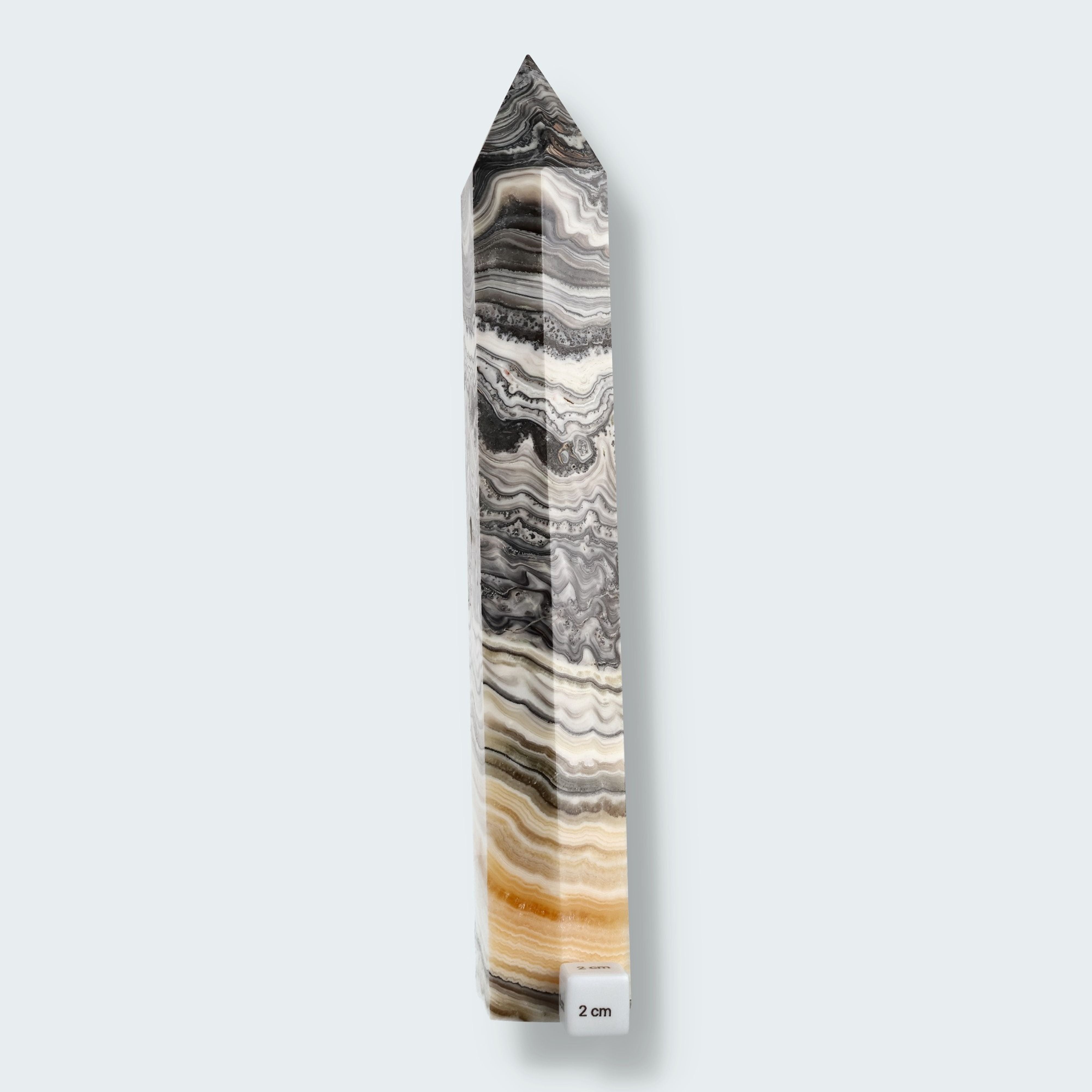 Gestreifter gelber Calcit Obelisk aus Brasilien – Ansicht 2