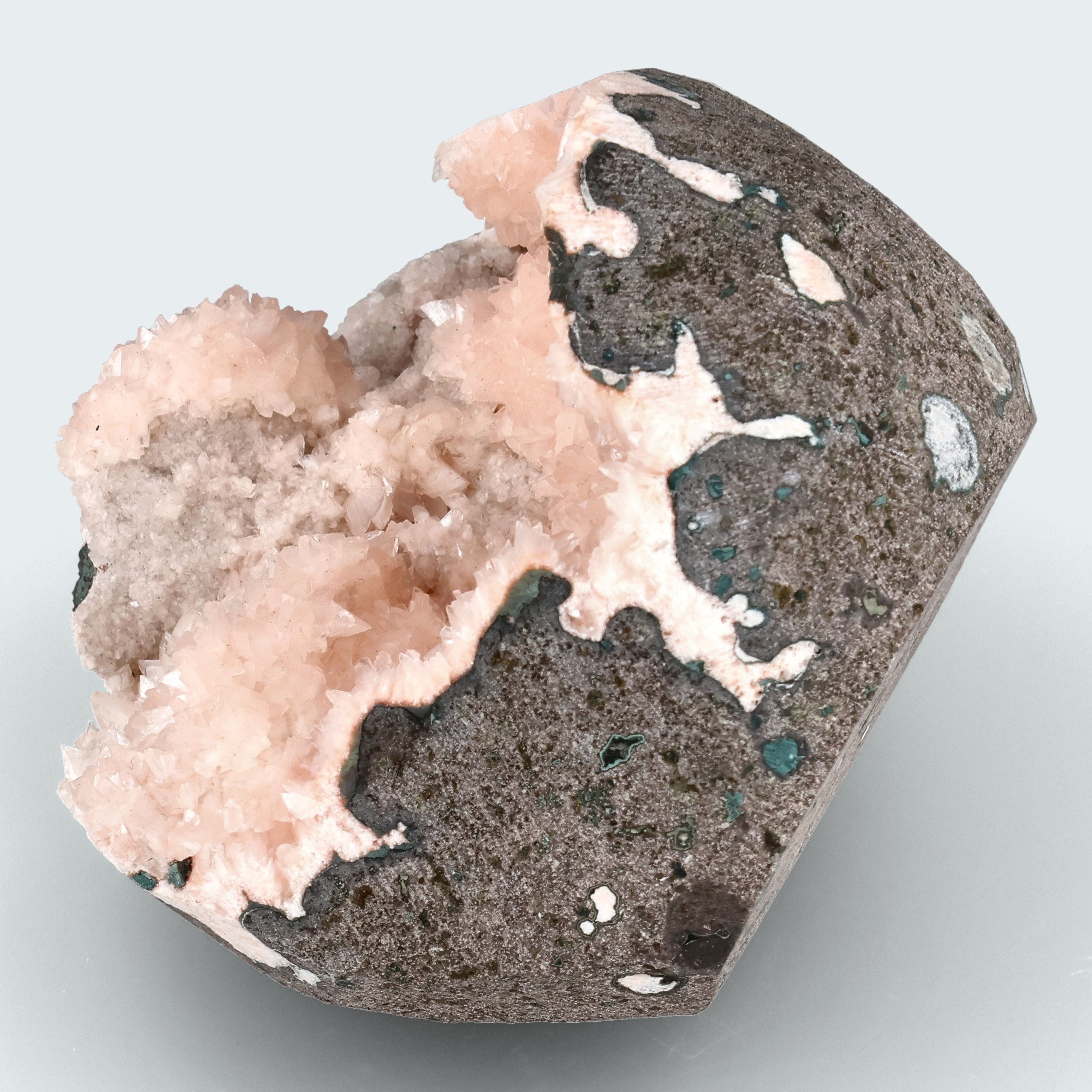 Heulandit Euzeolit Geode aus Indien (337g) – Ansicht 3