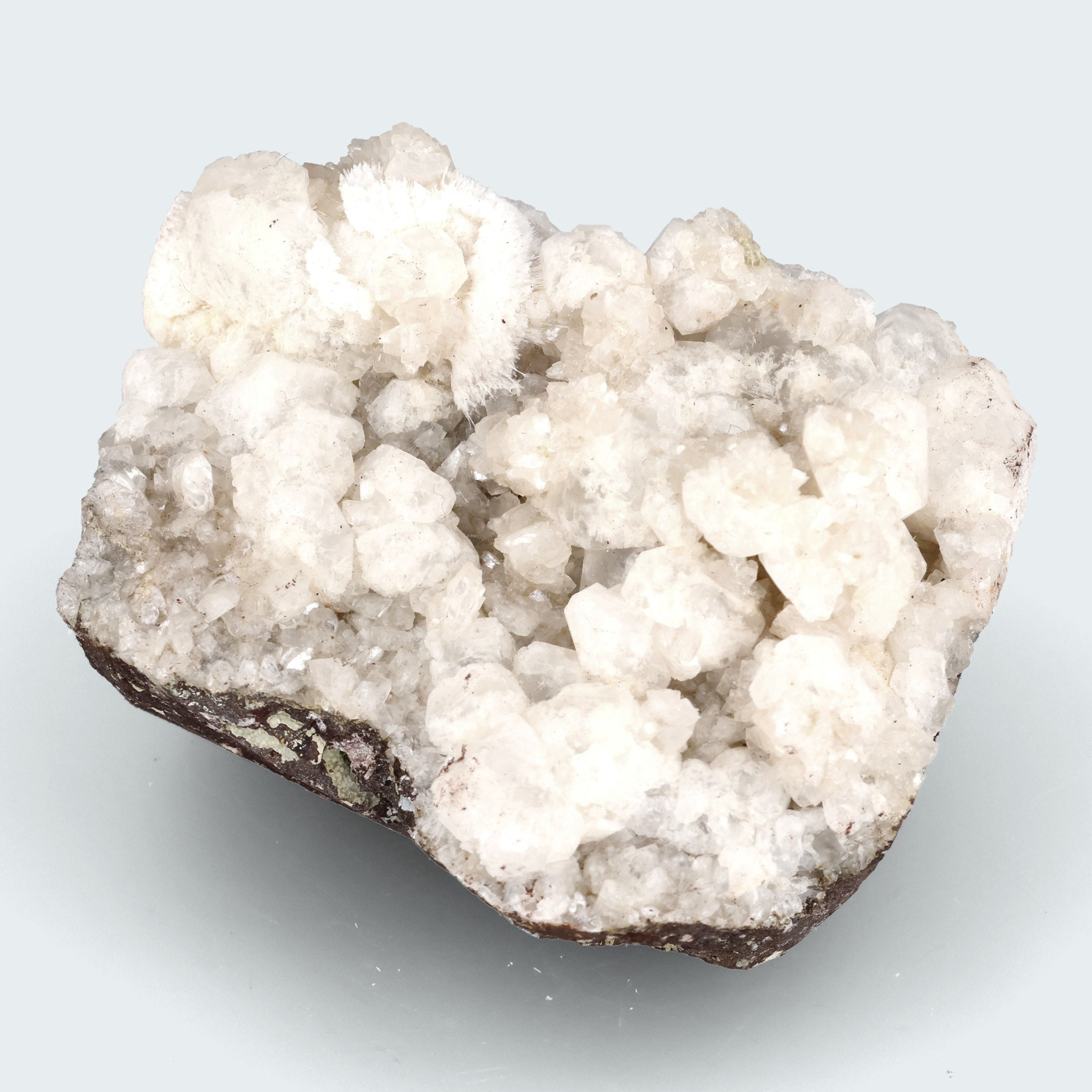 Okenit auf Apophyllit aus Indien (146g) – Ansicht 2