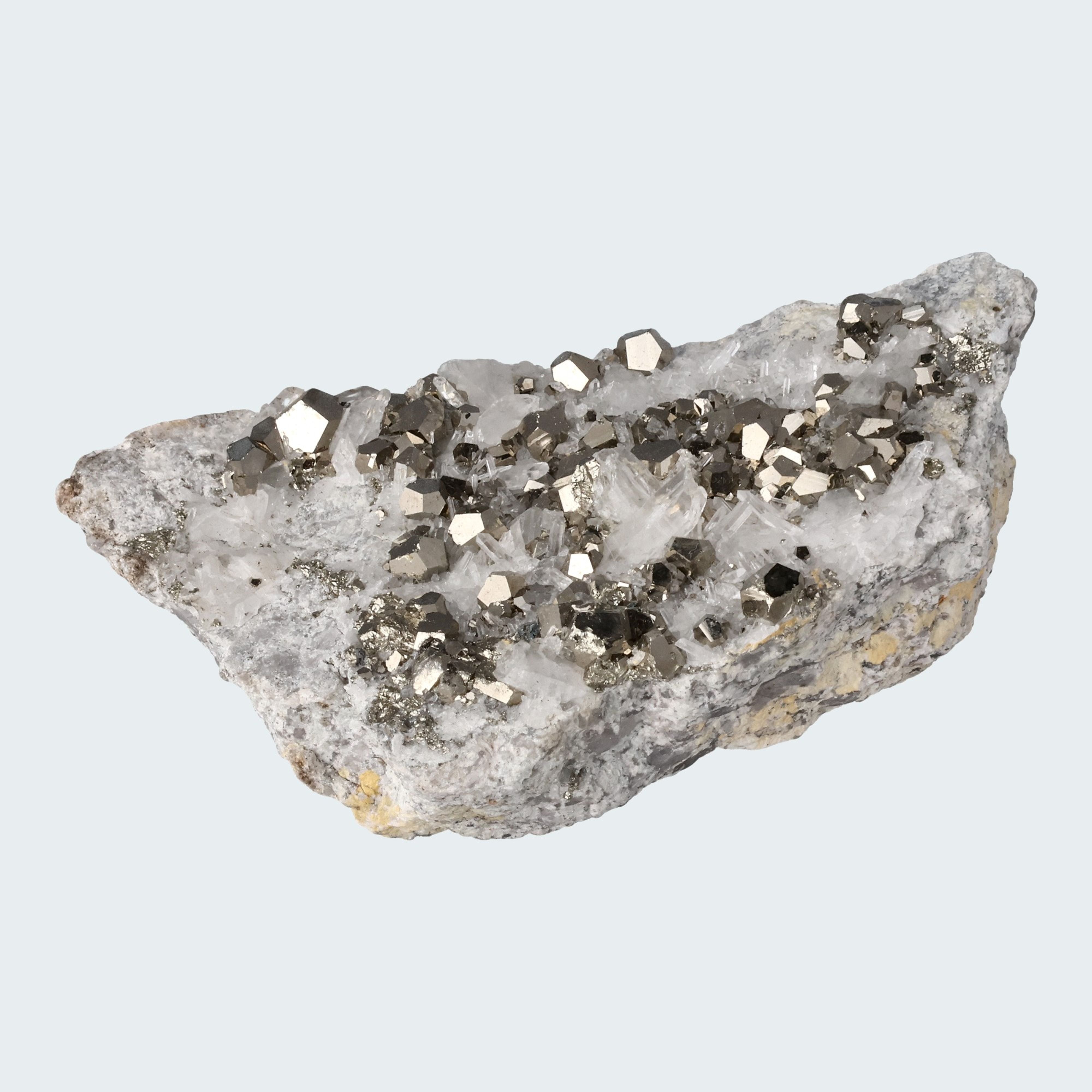 Pyrit an Bergkristall aus Indonesien (387g) – Ansicht 3