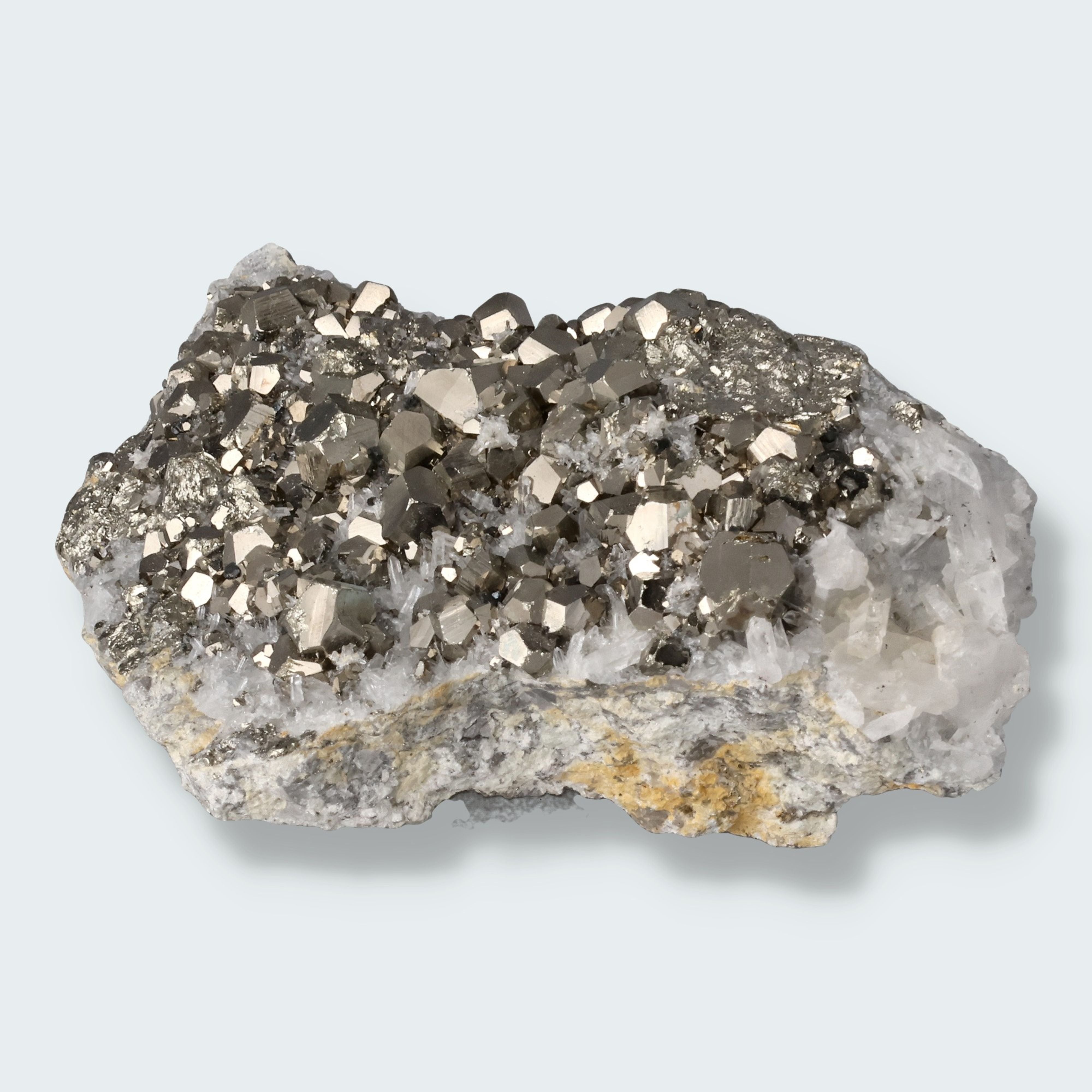 Pyrit an Bergkristall aus Indonesien (467g) – Ansicht 2