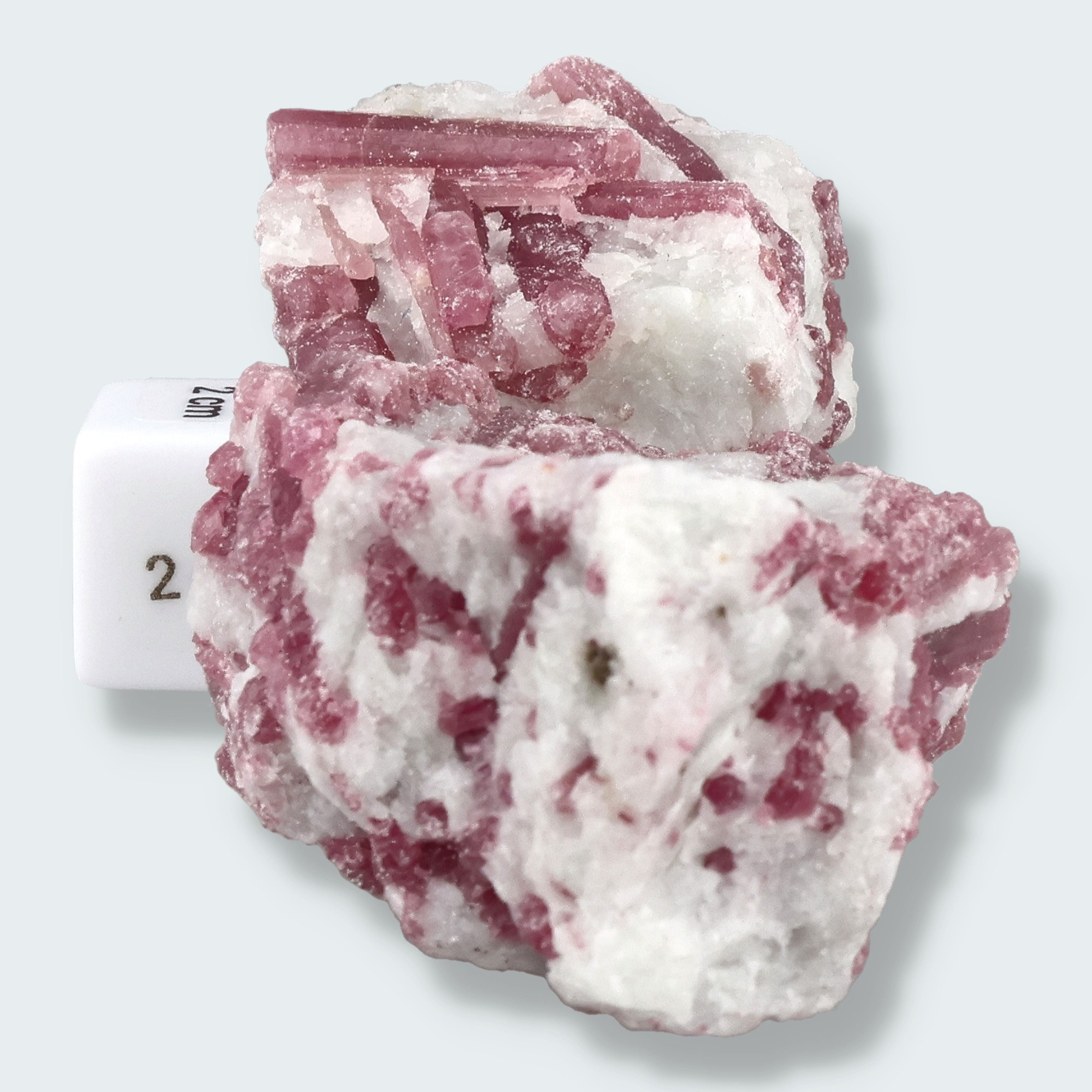 Rubelit (Turmalingruppe) Stufe aus Brasilien – Ansicht 4