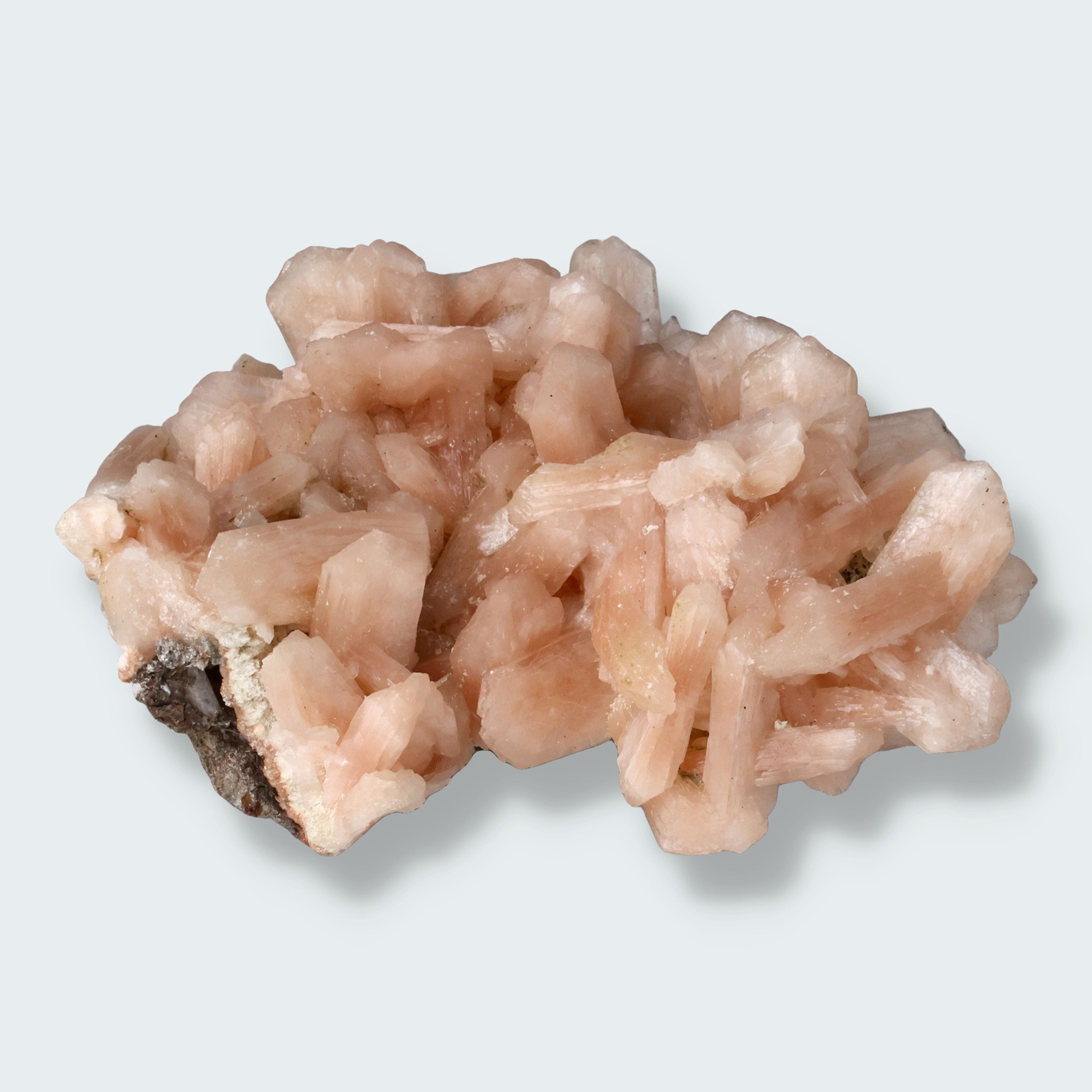 Stilbit Cluster Handstufe auf Zeolith aus Indien (195g) – Ansicht 2