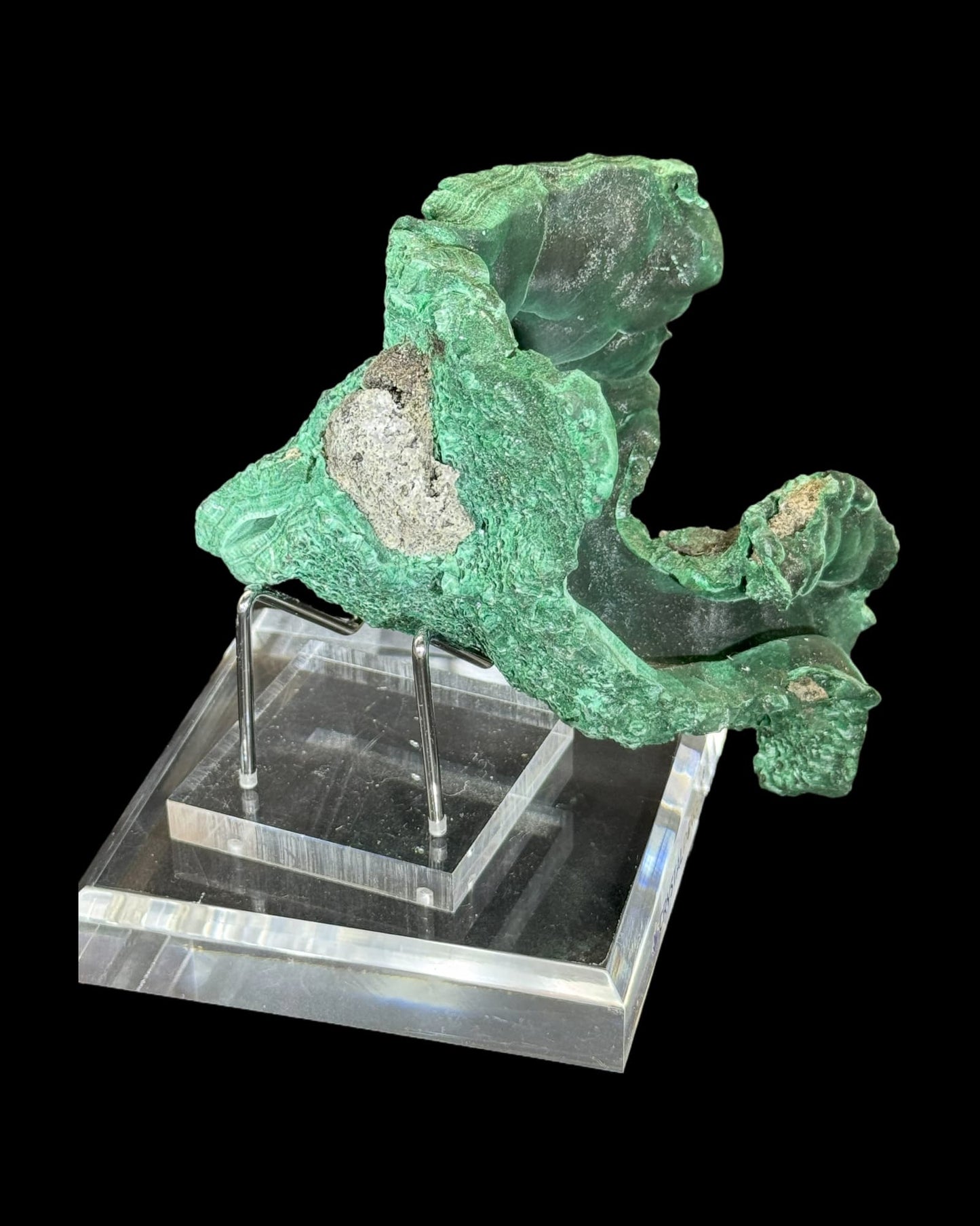 velvet malachit 452g vor schwarzem Hintergrund
