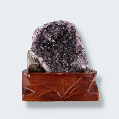 Amethyst Druse auf Holzständer (1292g)