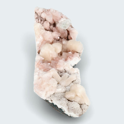 Grüner Apophyllit mit Stilbit Cluster aus Indien (427g)