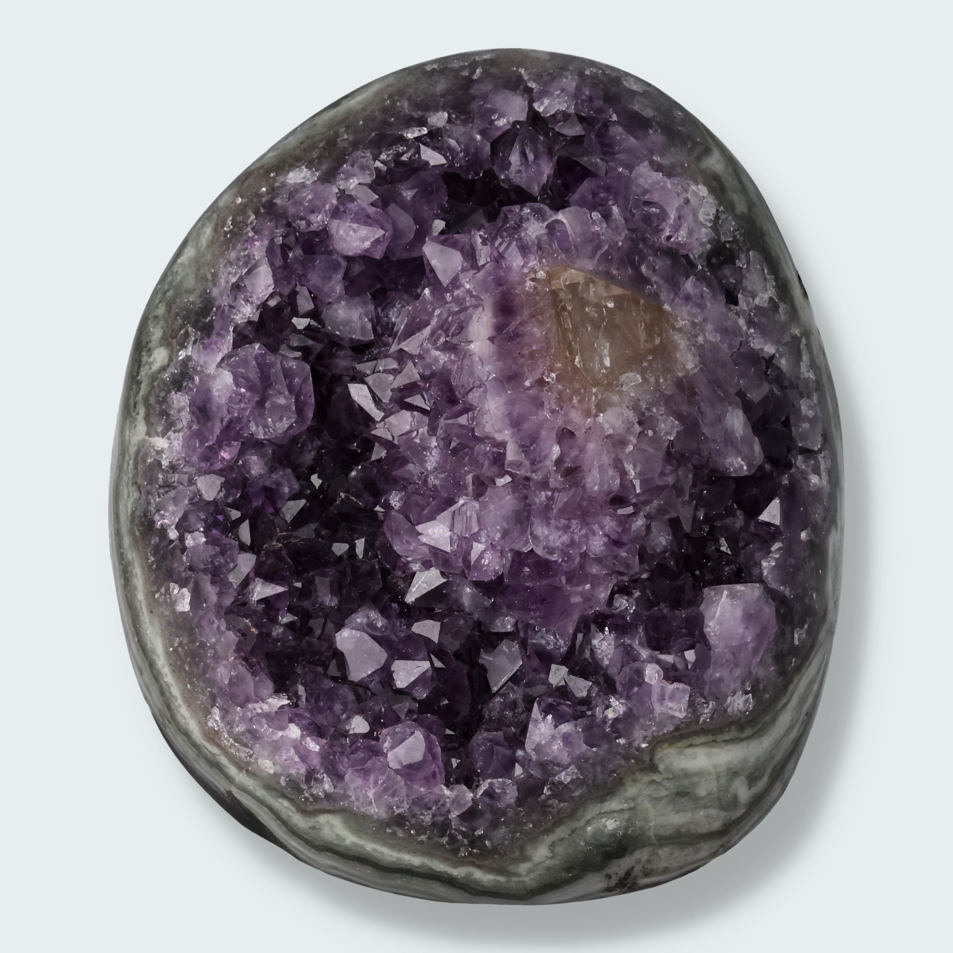 Achatisierte Amethyst Druse aus Uruguay (455g)