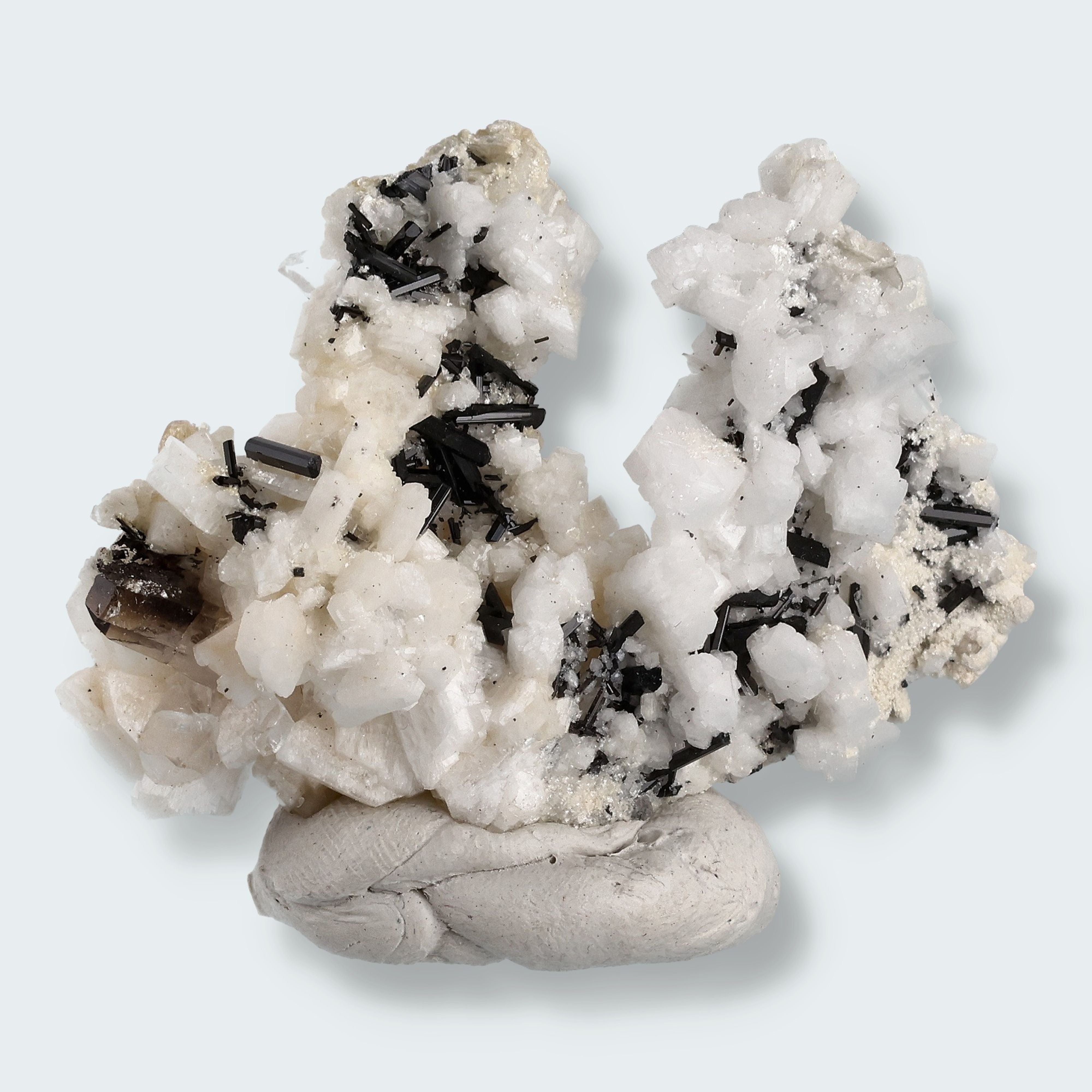 Schwarzer Schörl Turmalin an Himalaya Bergkristall (28g)