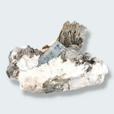 Aquamarin Handstufe auf Feldspat und Albit aus Pakistan (95g)