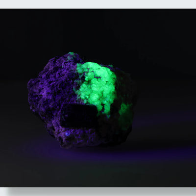 Hyalith (UV Reaktiv) und Schörl Turmalin aus Namibia (164g)