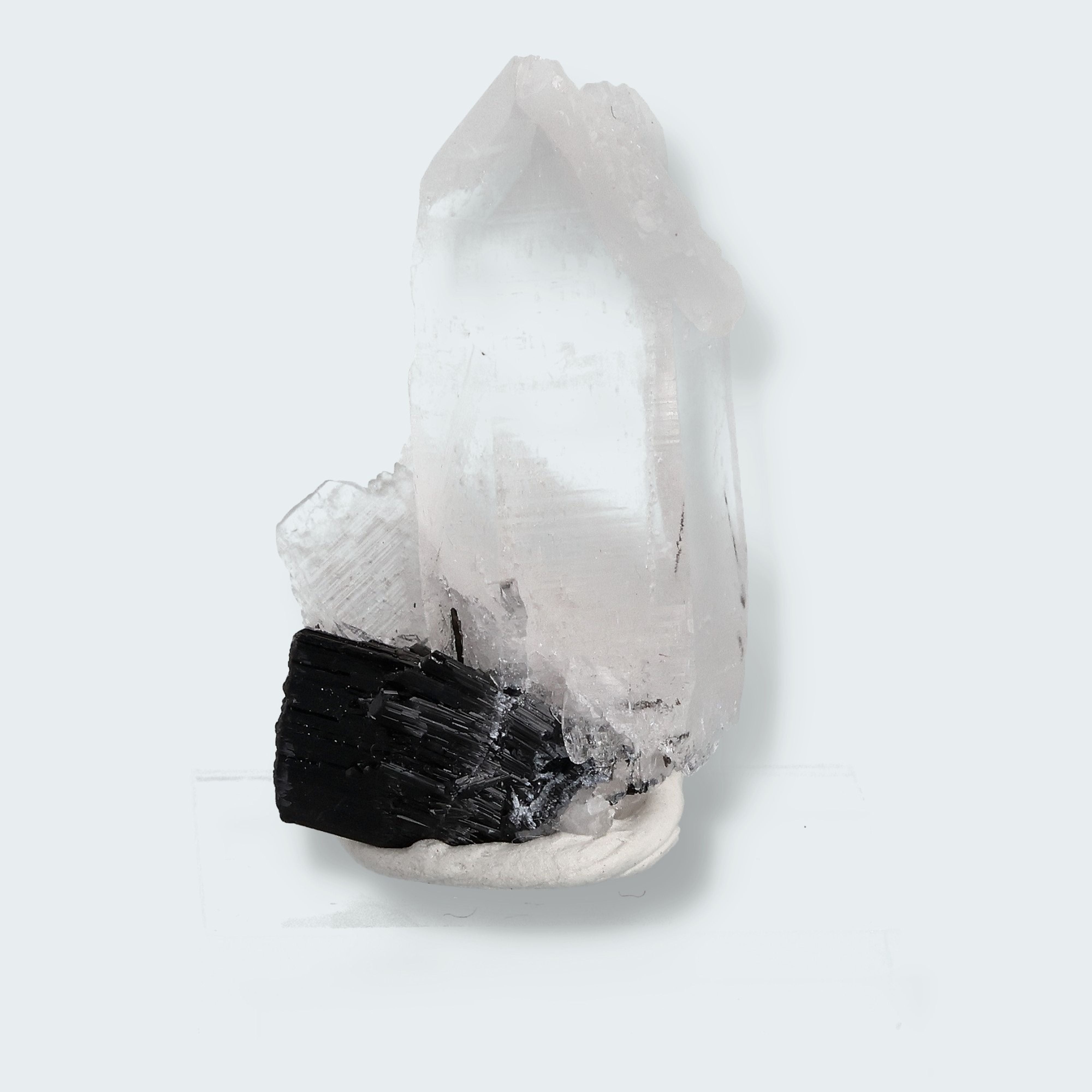 Schwarzer Schörl Turmalin an Himalaya Bergkristall (13g)