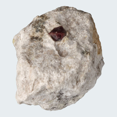 Almandin Granat in Muttergestein aus Brasilien (1401g)