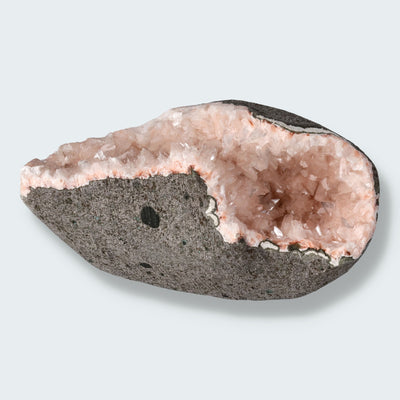 Heulandit Euzeolit Geode mit Stilbit aus Indien (349g)