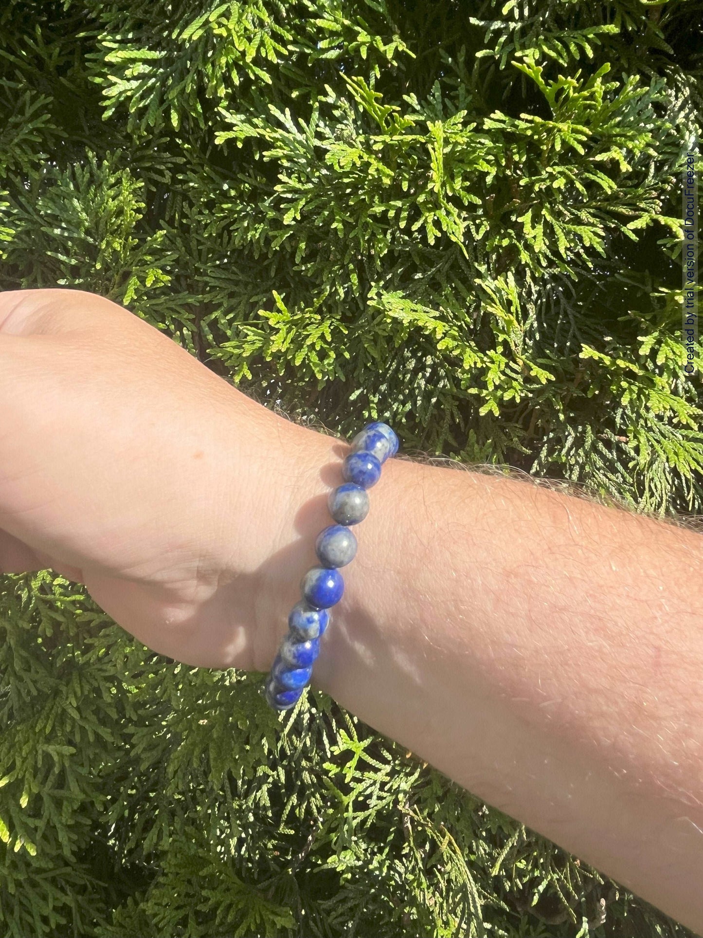 Armband aus Lapis Lazuli-Perlen 8 mm mit Charm - verschiedene Varianten - 1 Stück