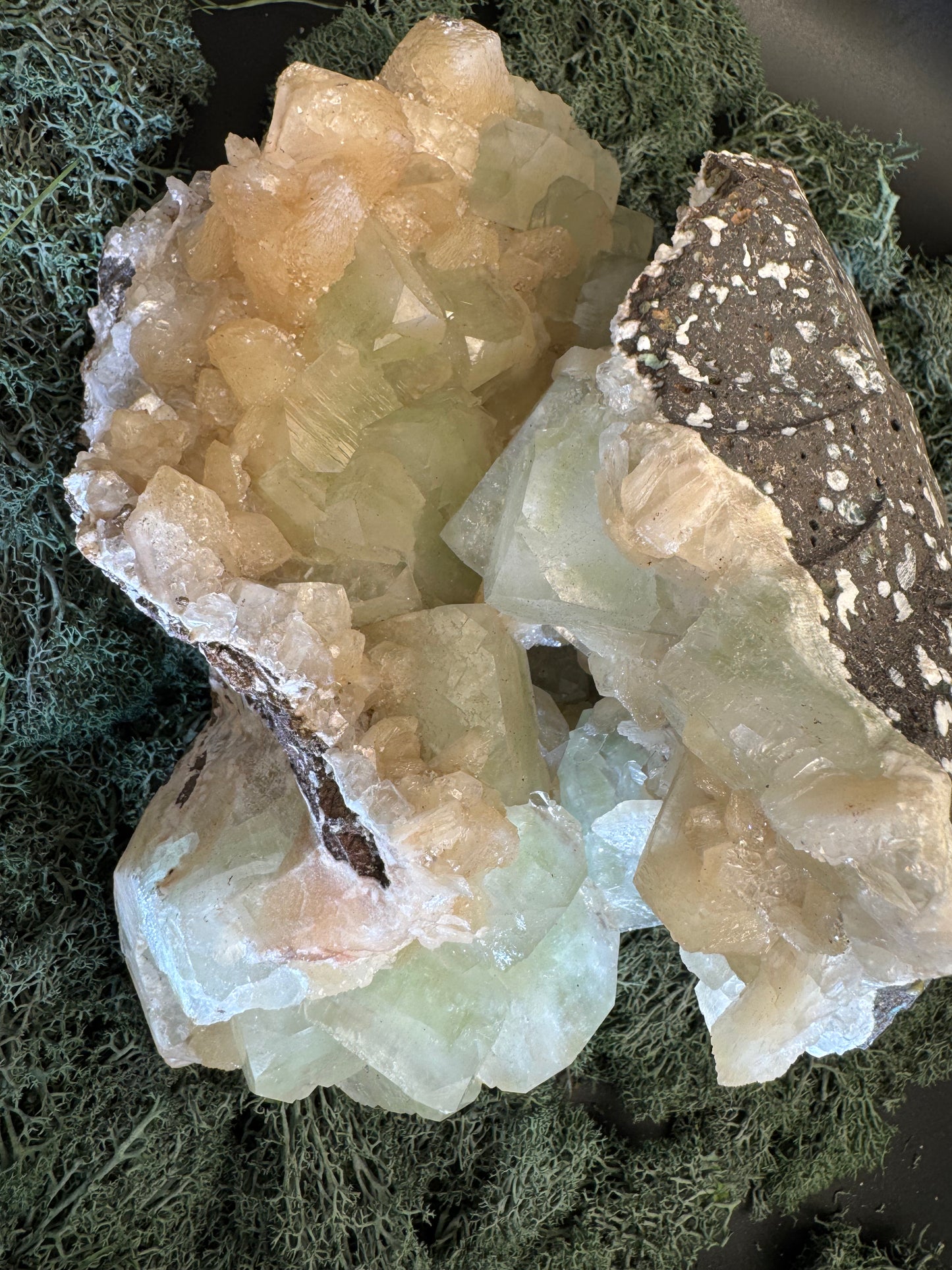 Apophyllite Stilbite Cluster from India (78g)