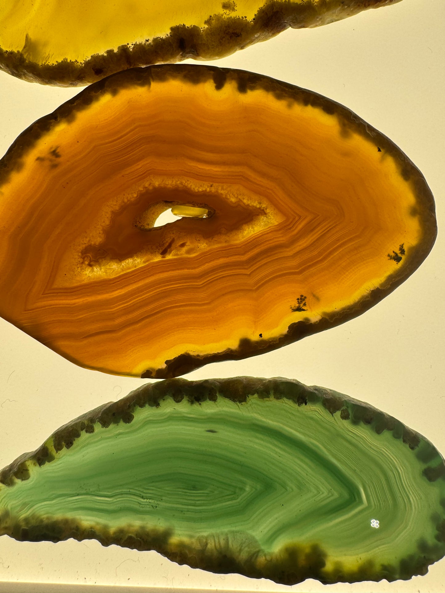 Agate disc colored - approx. 6-9 cm - Bundle (3 agate discs)