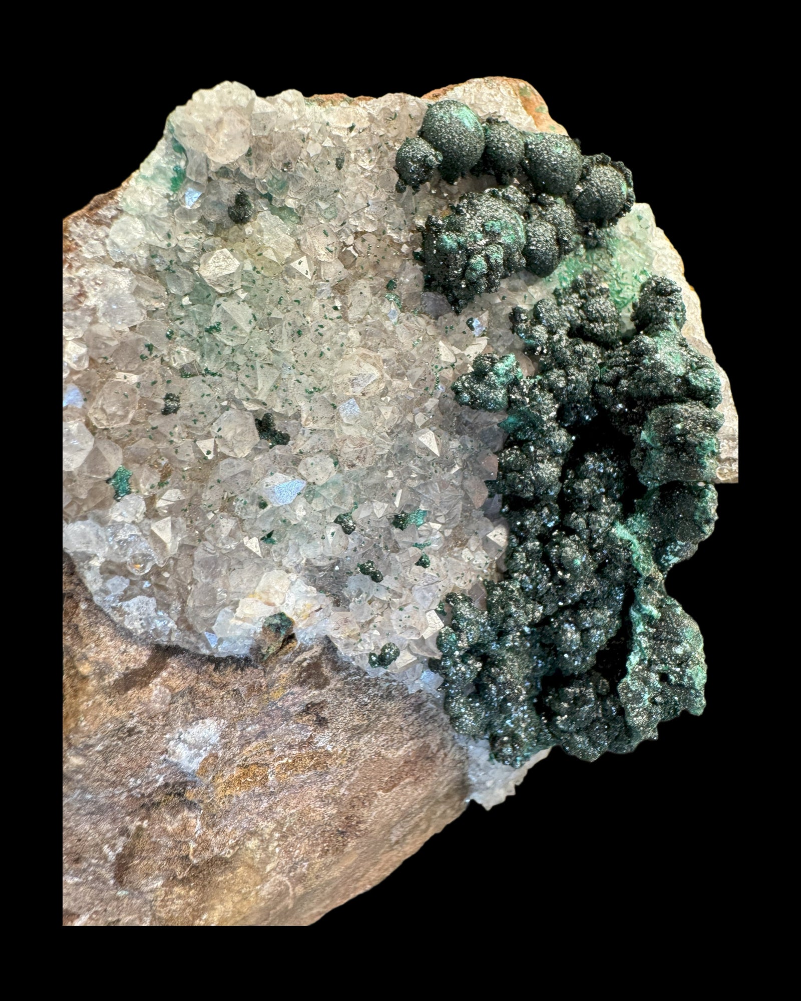 seltener kugeliger Malachit in Kongo Quarz 837g mit Dolomit Matrix aus Kambove