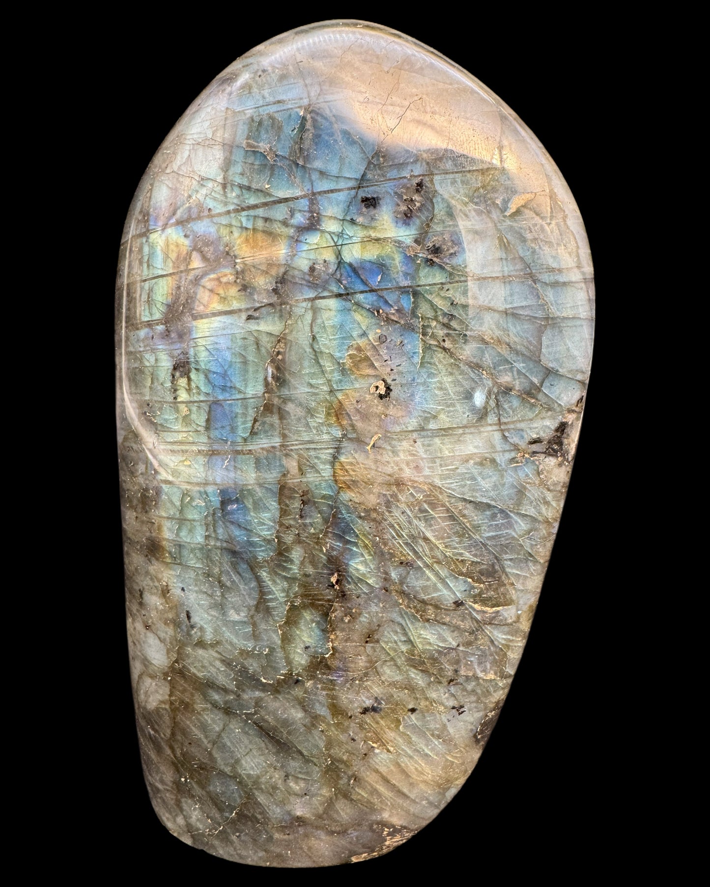 Labradorite Freeform from Madagascar (1333g) - fantastic play of colors all around 