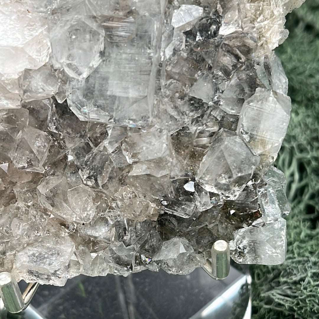 Apophyllit Grosssstufe aus Indien (217g) - Kristalle auf beiden Seiten - grosse transparente vs Sugar Crystals auf der anderen