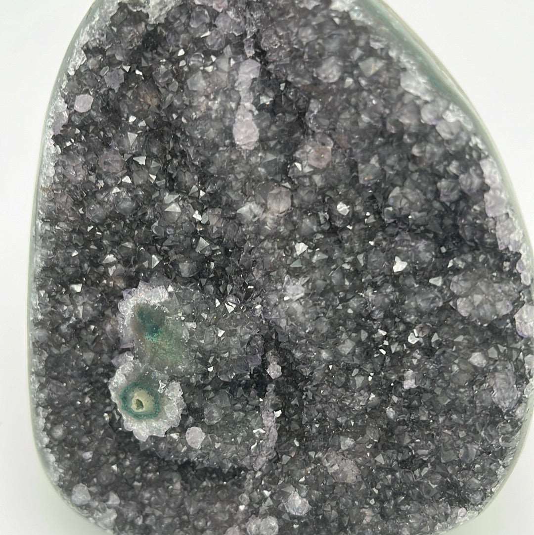 Achatisierte Amethyst Druse aus Uruguay (1010g) - schönes violett!