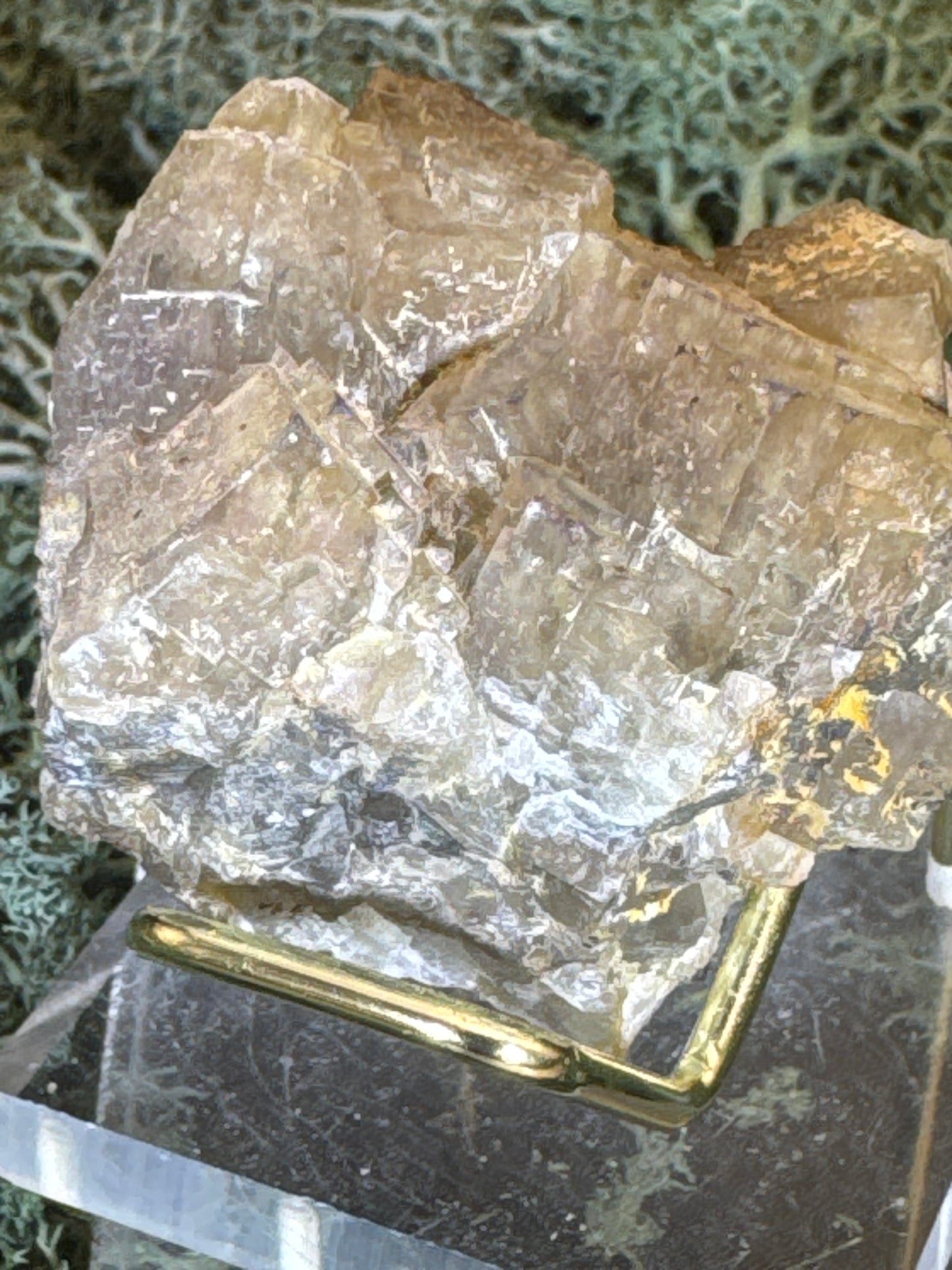 Fluorit Stufe aus dem Marienschacht in Wölsendorf, Bayern (verschiedene Farben und Größen) - 1 Stück - crystal paradise