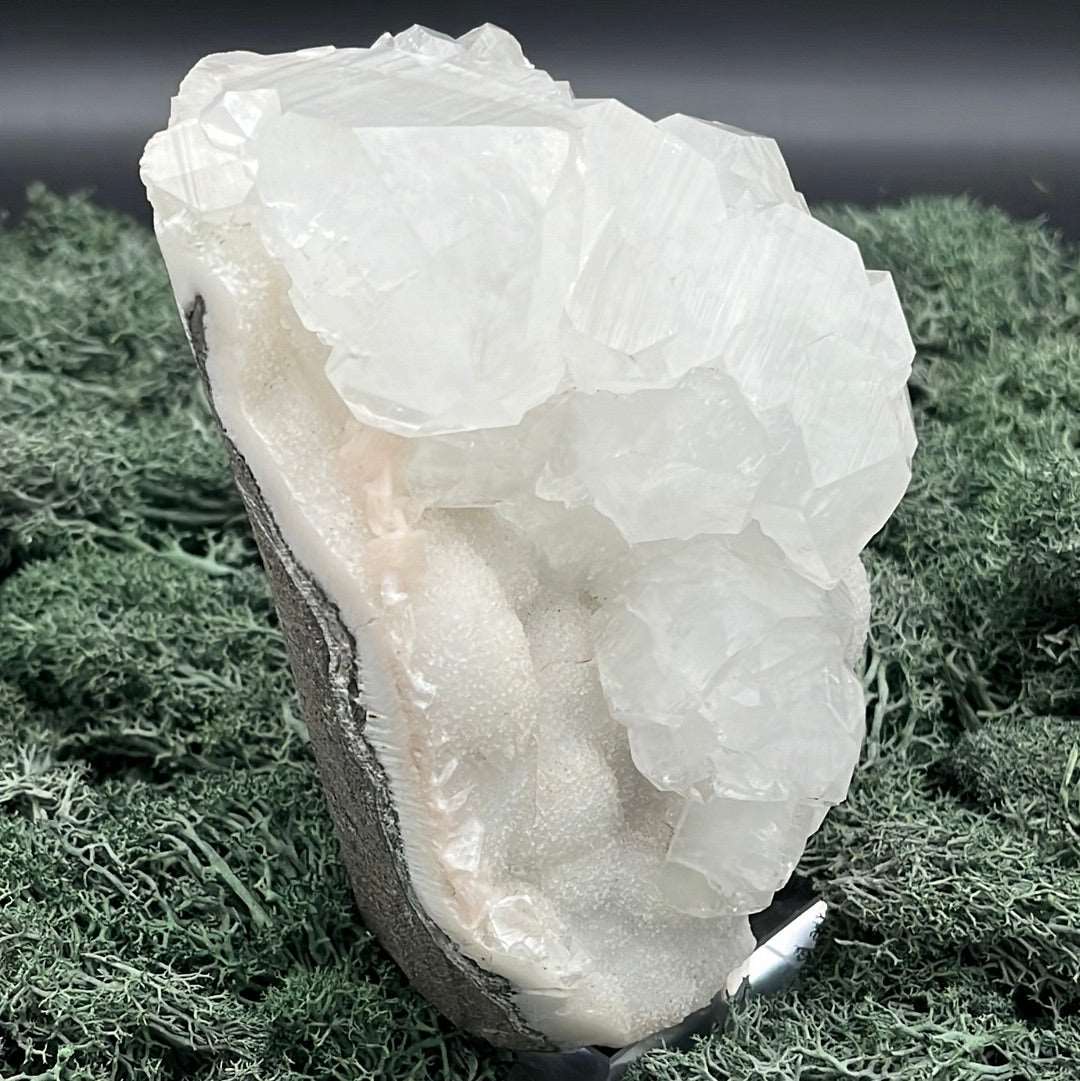 Apophyllit Grosssstufe aus Indien (1094g) - sehr grosse Kristalle zusammen mit milchigen Sugar Crystals