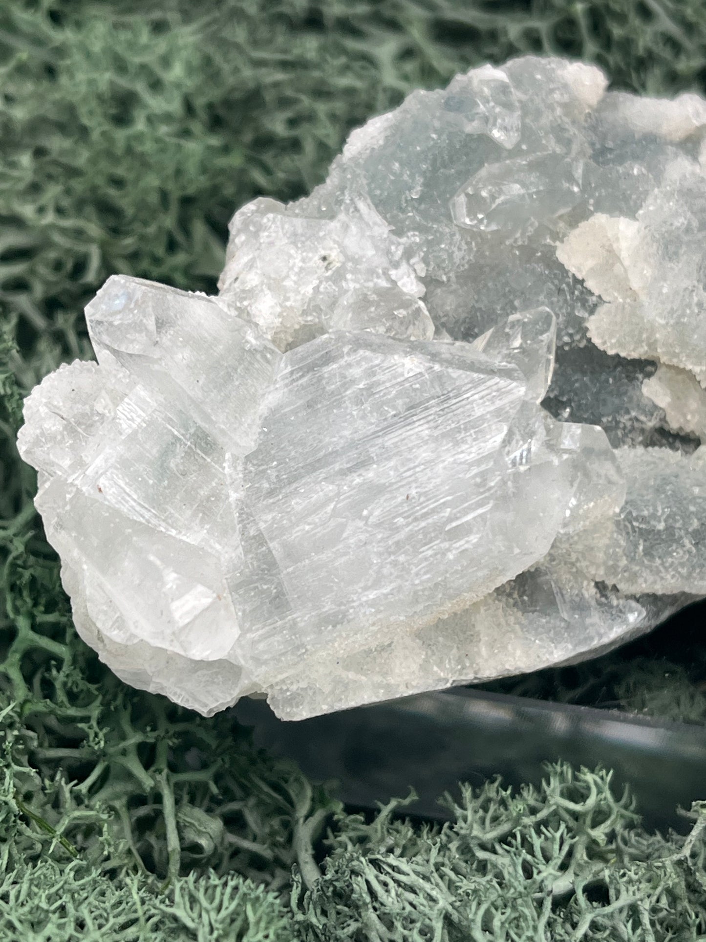 Apophyllit Stufe aus Indien (118g) - schöne grosse Kristalle - crystal paradise