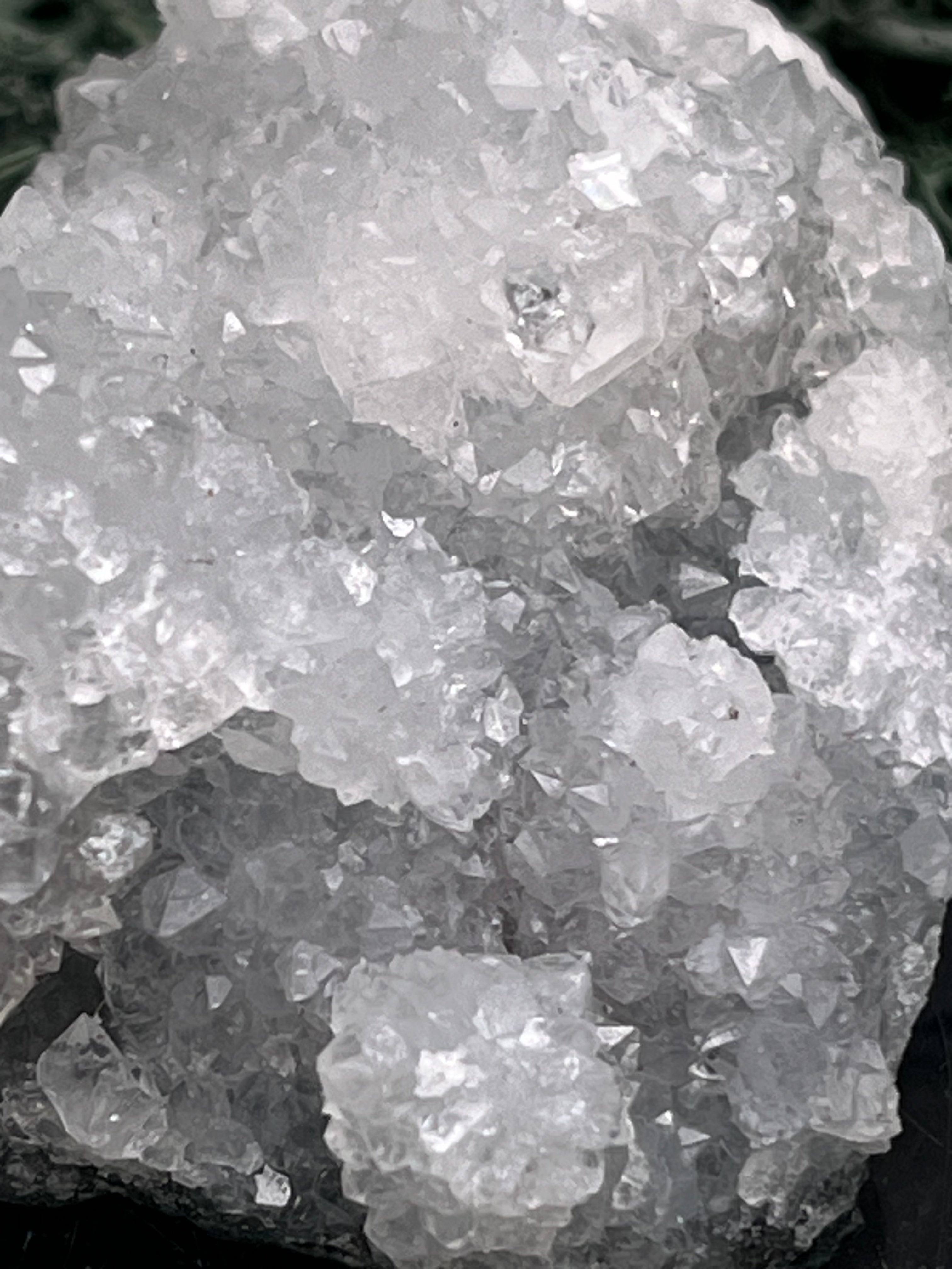 Apophyllit Stufe aus Indien (91g) - schöne grosse Kristalle zusammen mit Sugar Crystals - crystal paradise