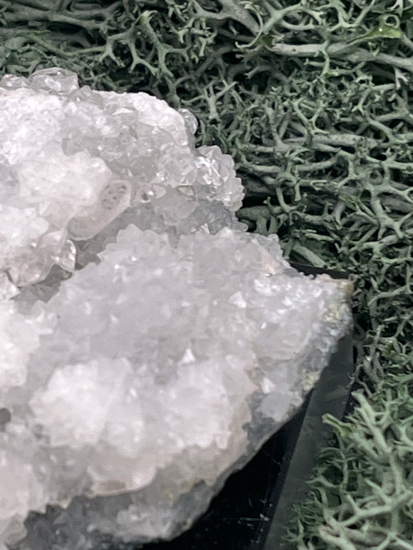 Apophyllit Stufe aus Indien (87g) - schöne grosse Kristalle zusammen mit Sugar Crystals