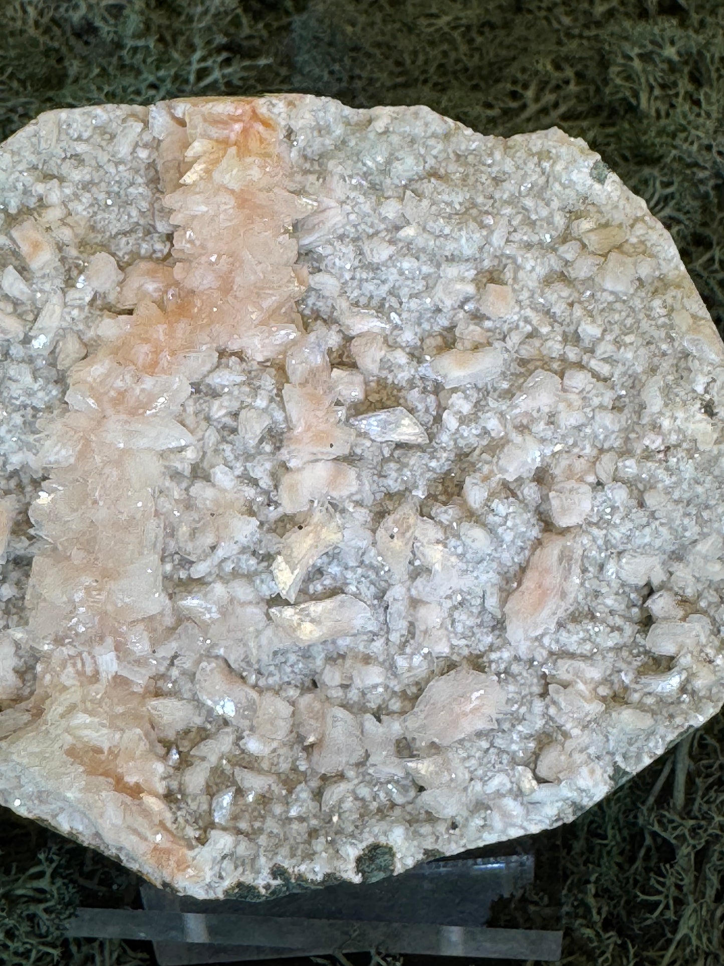 Heulandit / Euzeolit Geoden aus Maharashtra, Nashik pune, Indien (406g)