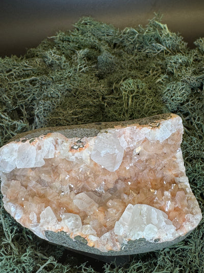 Heulandit / Euzeolit Geode mit Stilbit aus Maharashtra, Nashik pune, Indien (414g)