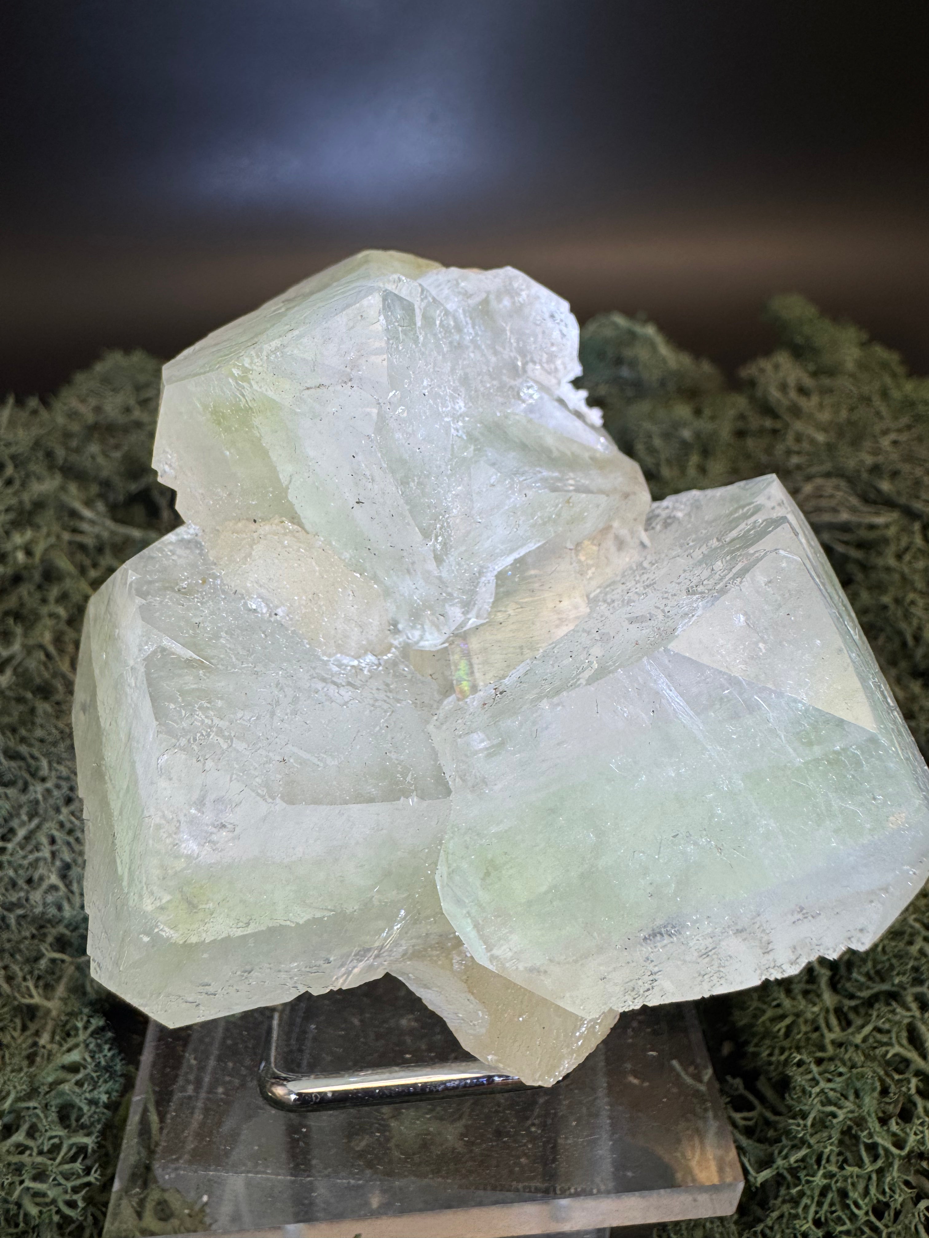 Grüner Apophyllit mit Stilbit Cluster aus Maharashtra, Nashik pune, Indien (230g) - große grüne Würfel - crystal paradise