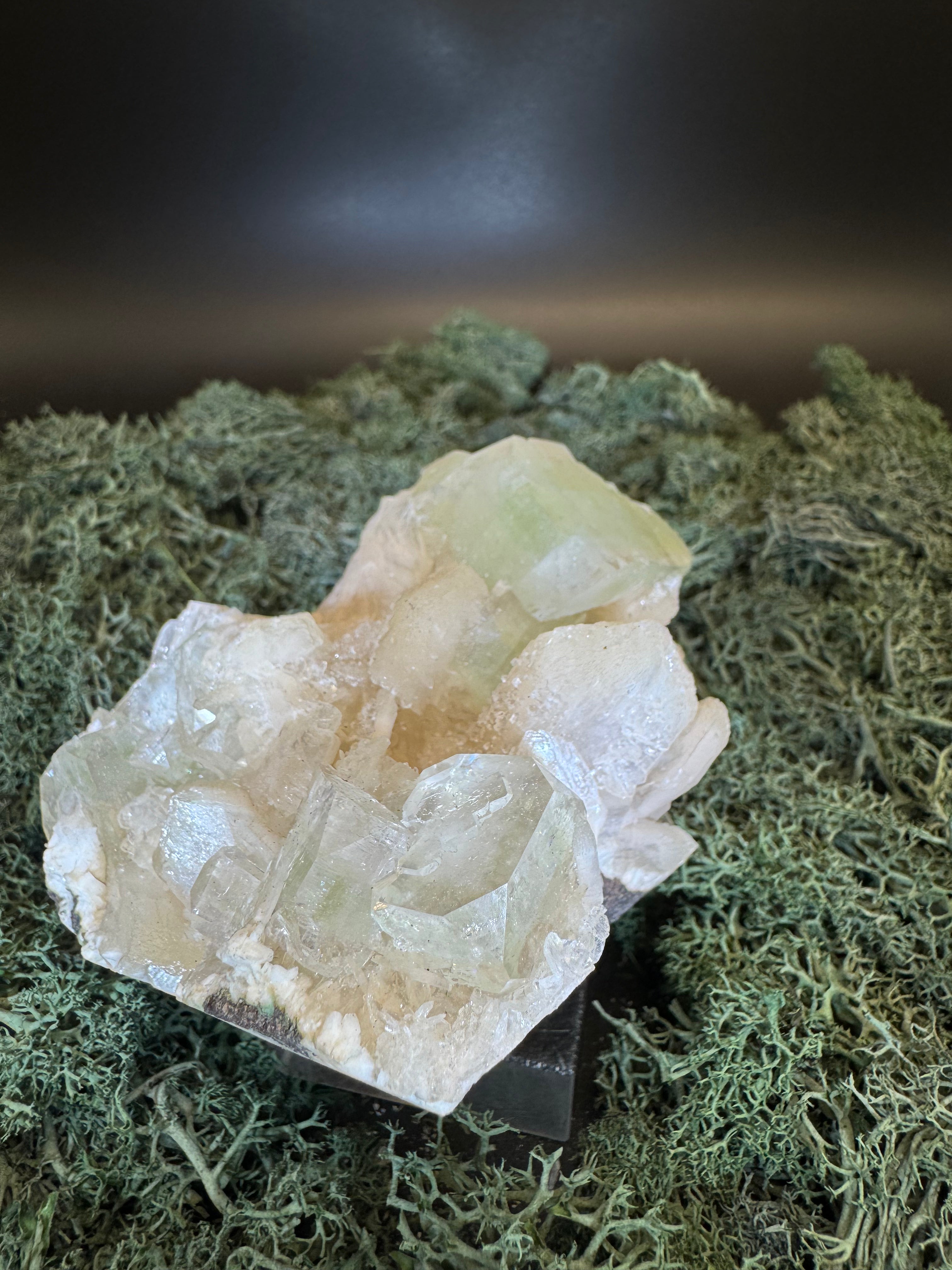 Grüner Apophyllit mit Stilbit Cluster aus Maharashtra, Nashik pune, Indien (416g) - Zuckerstilbit - crystal paradise