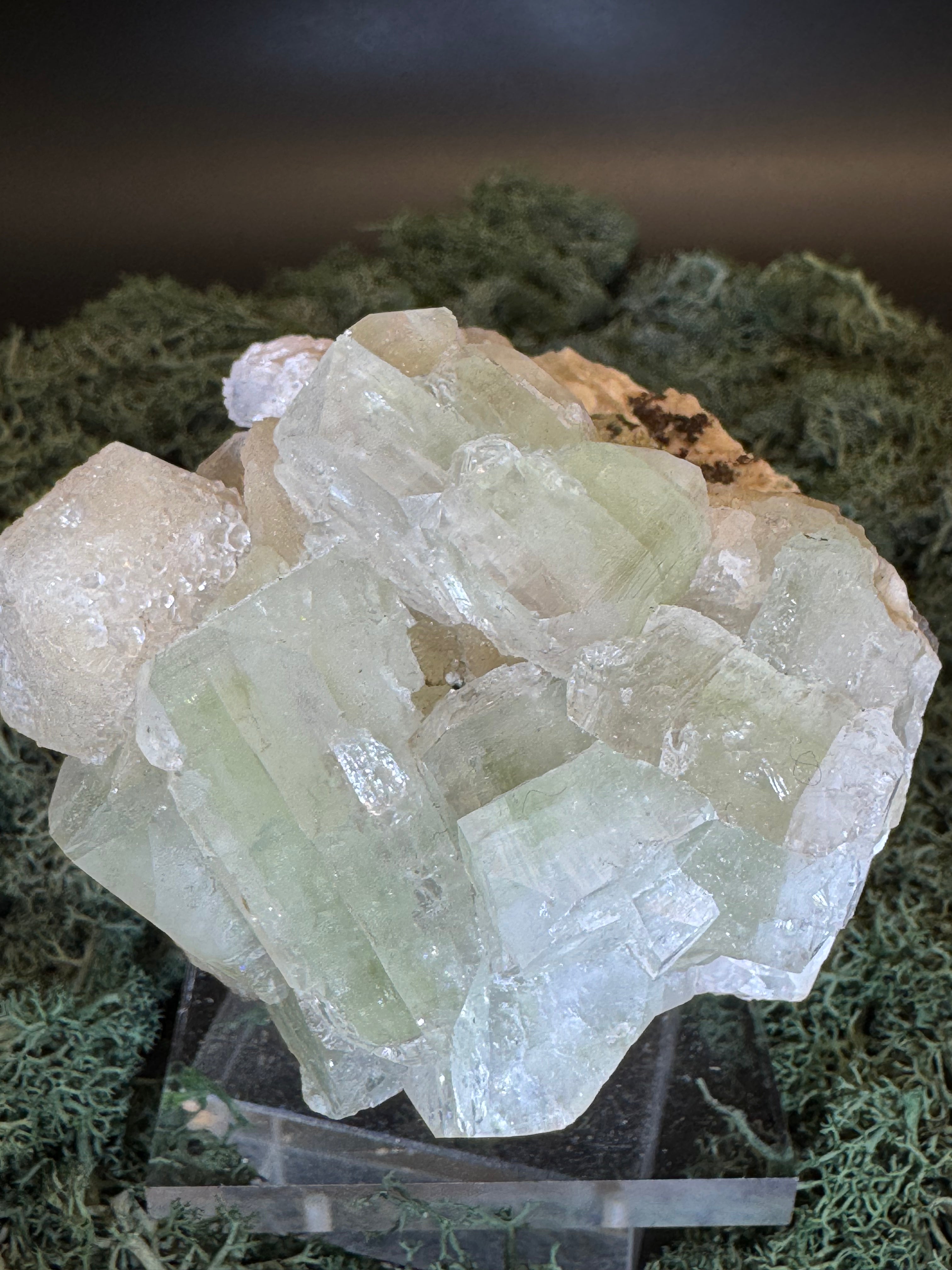 Grüner Apophyllit mit Stilbit Cluster aus Maharashtra, Nashik pune, Indien (348g) - Zuckerstilbit - crystal paradise