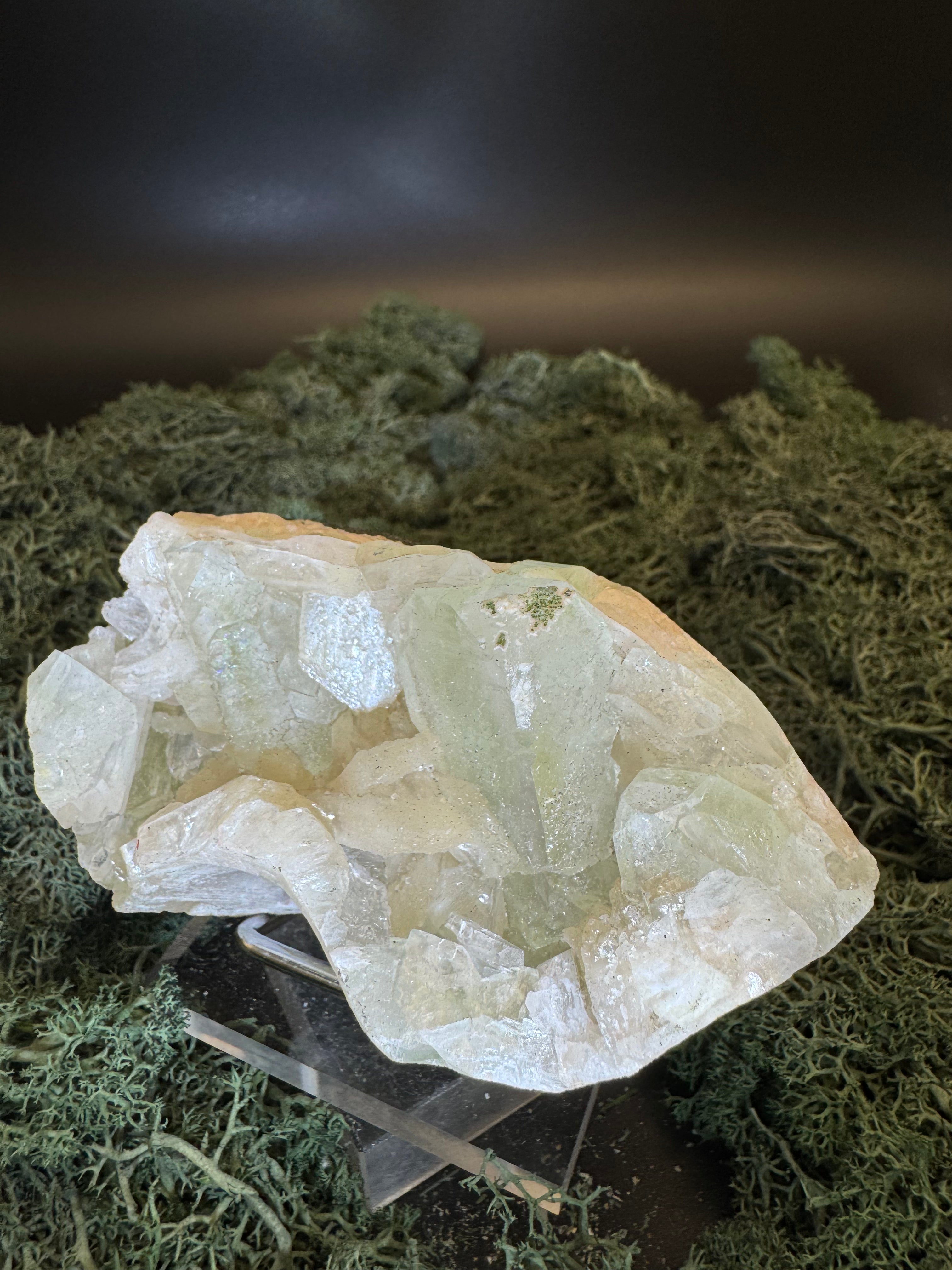 Grüner Apophyllit mit Stilbit Cluster aus Maharashtra, Nashik pune, Indien (293g) - crystal paradise