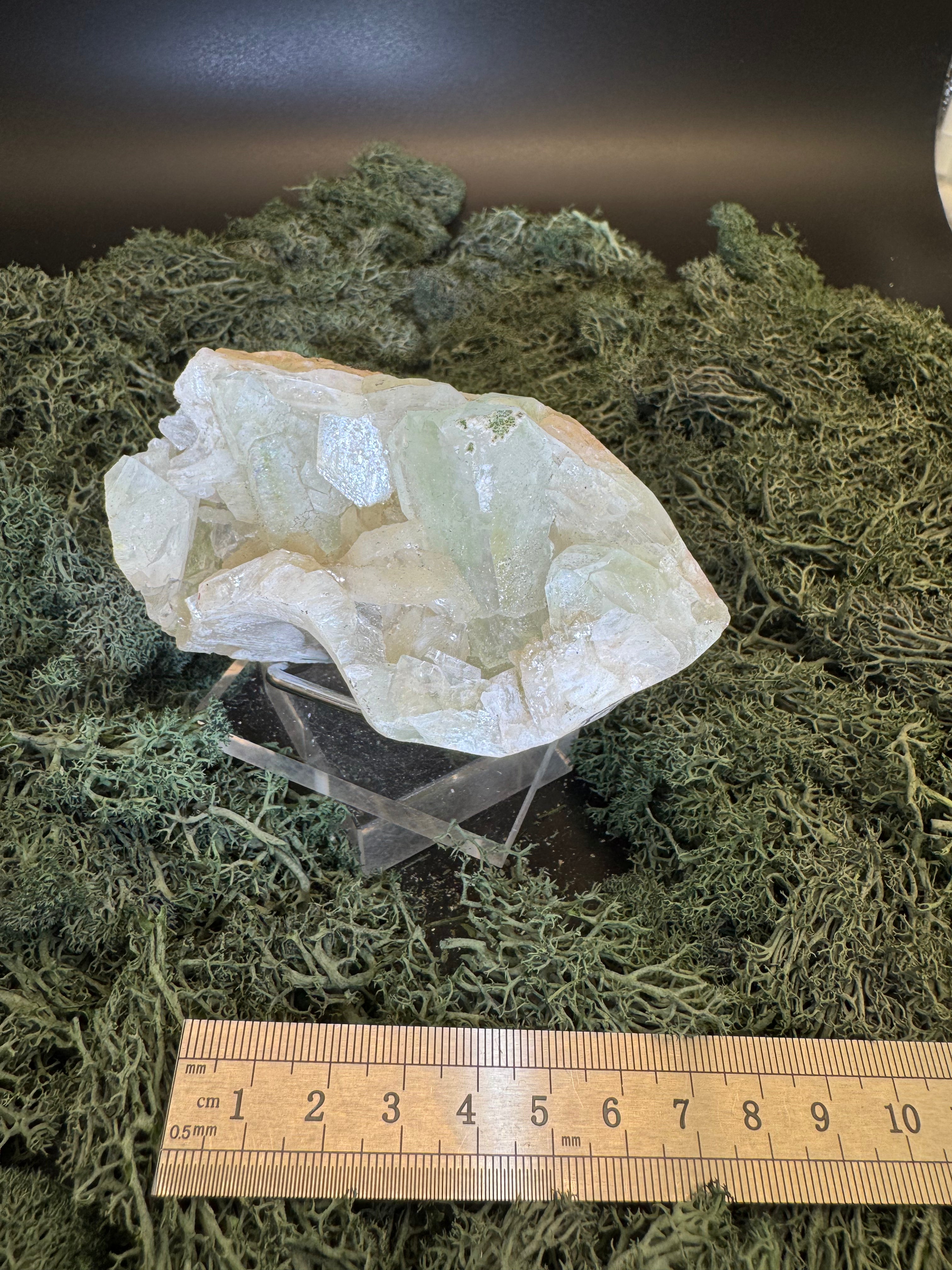 Grüner Apophyllit mit Stilbit Cluster aus Maharashtra, Nashik pune, Indien (293g) - crystal paradise