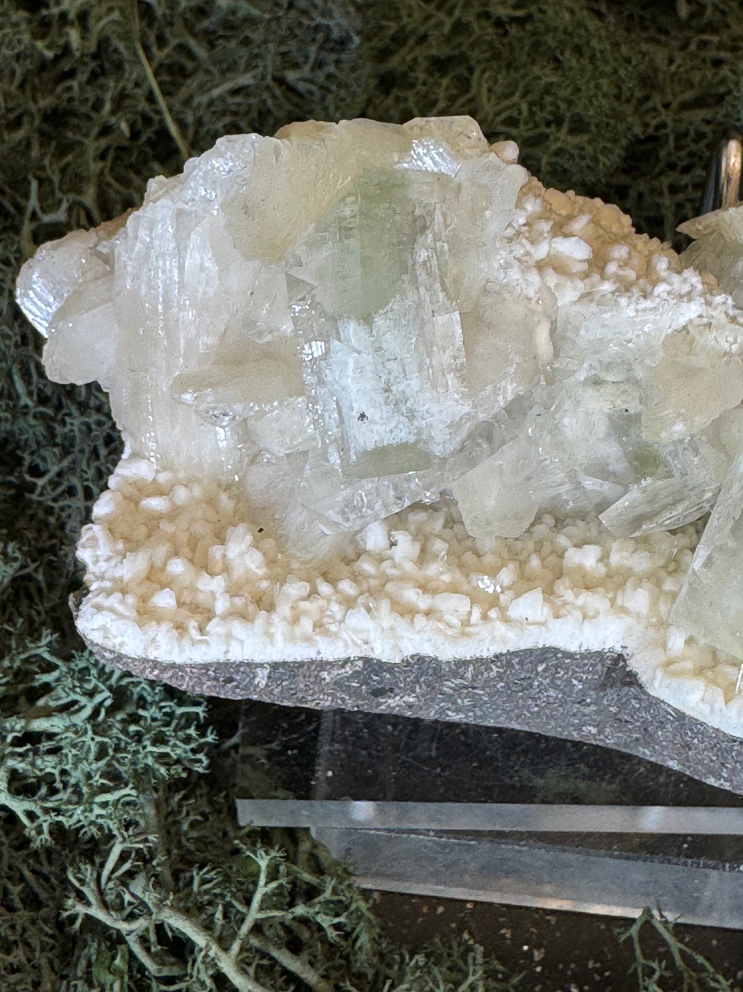 Apophyllite Stilbite Cluster from India (78g)