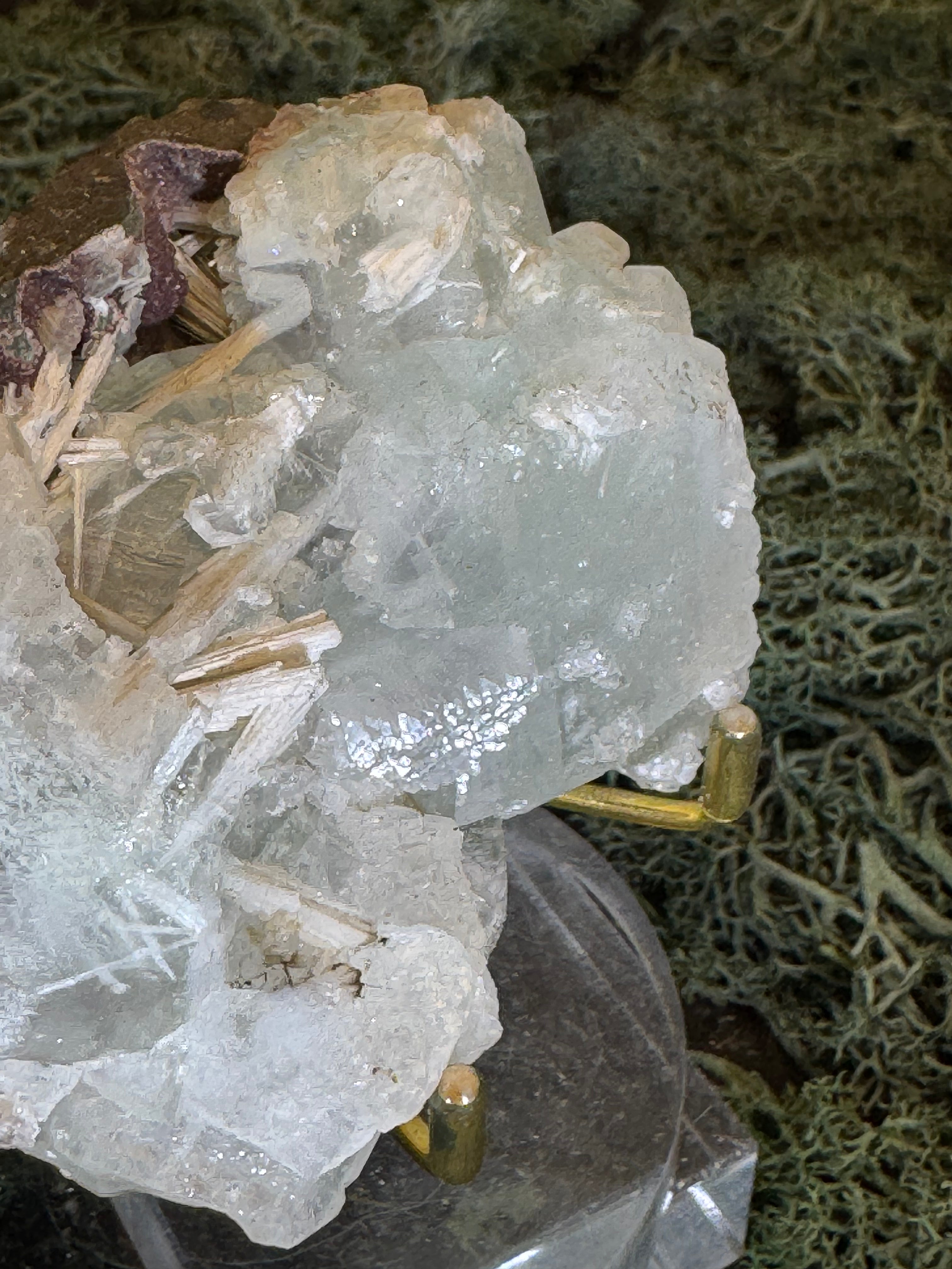 Grüner Apophyllit mit Hevlandit Cluster aus Maharashtra, Nashik pune, Indien (234g) - crystal paradise