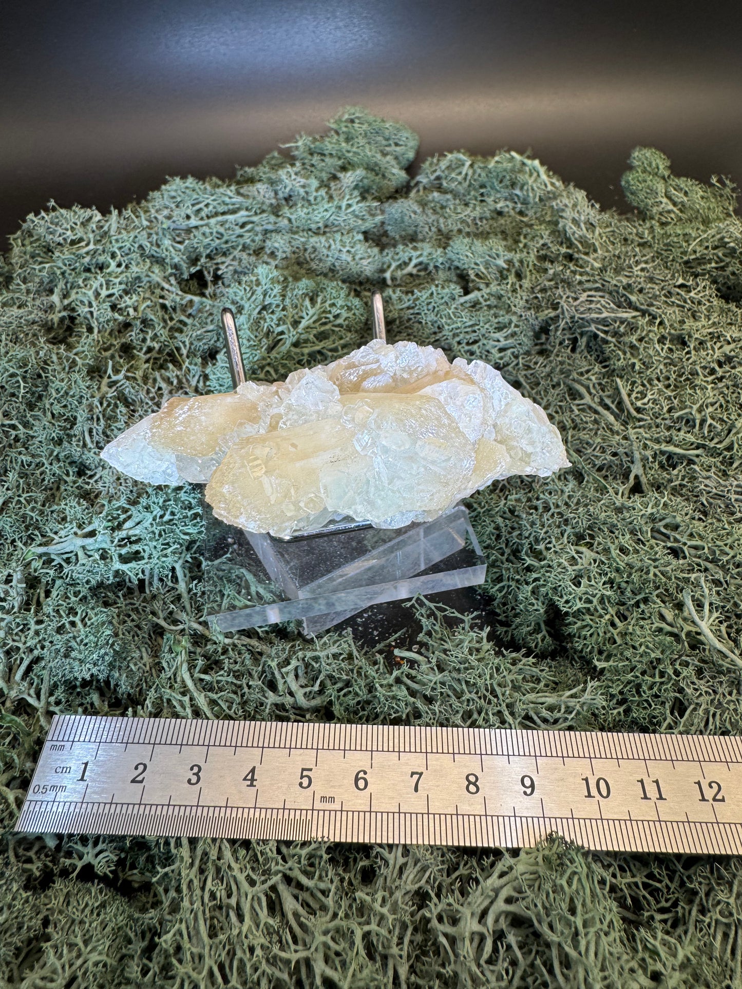 Grüner Apophyllit mit Stilbit Cluster aus Maharashtra, Nashik pune, Indien (130g)