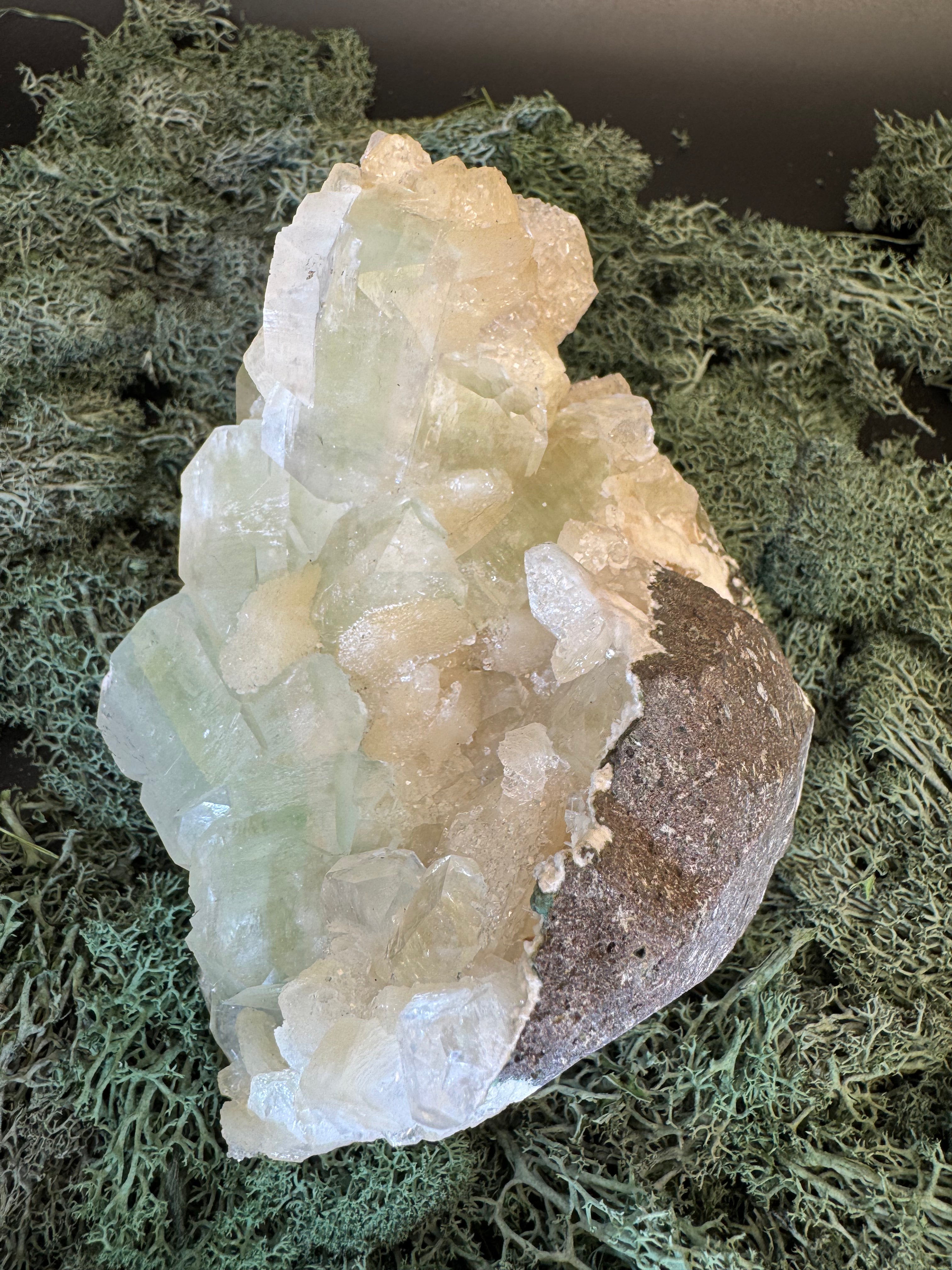 Grüner Apophyllit mit Stilbit Cluster aus Maharashtra, Nashik pune, Indien (1260g) - große Kristalle - crystal paradise